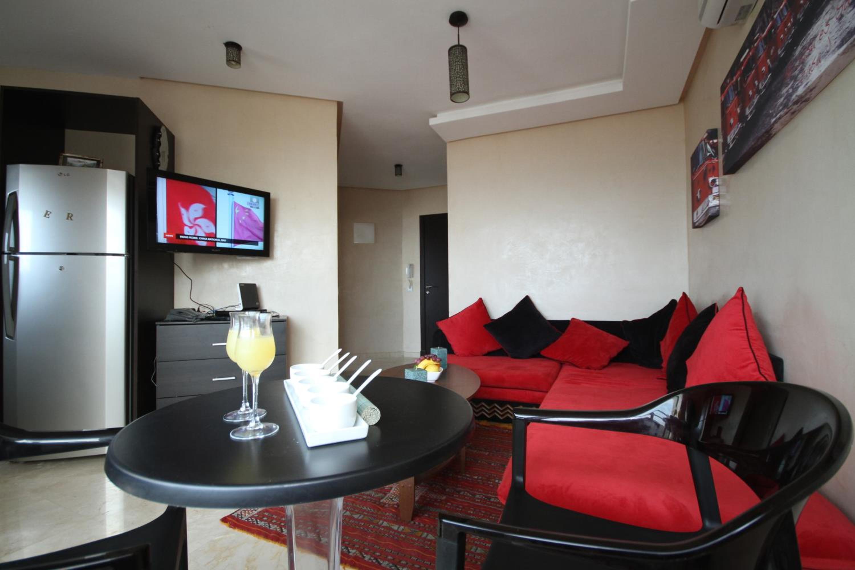 Apartment with Sea View - Photo 21