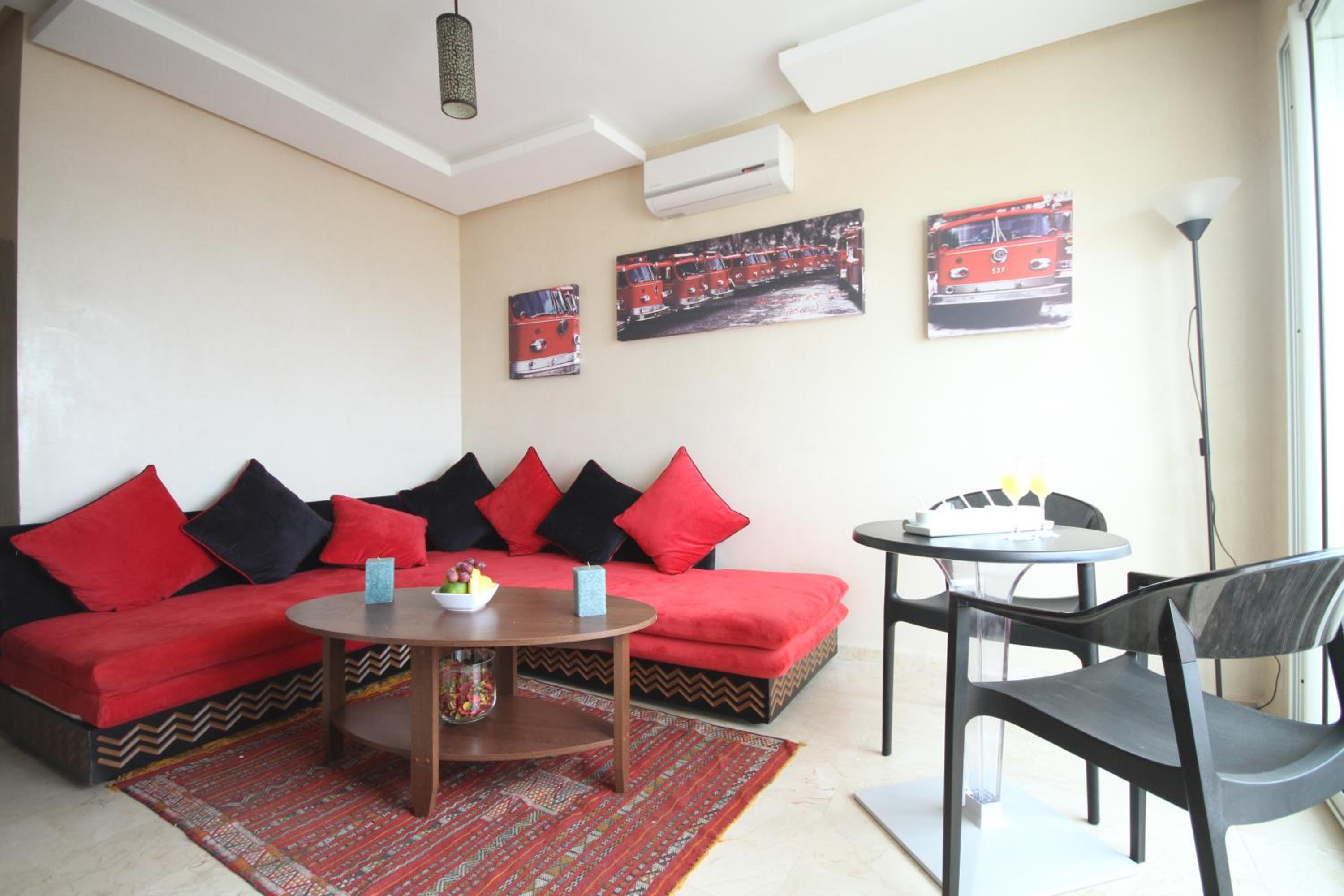 Apartment with Sea View - Photo 24
