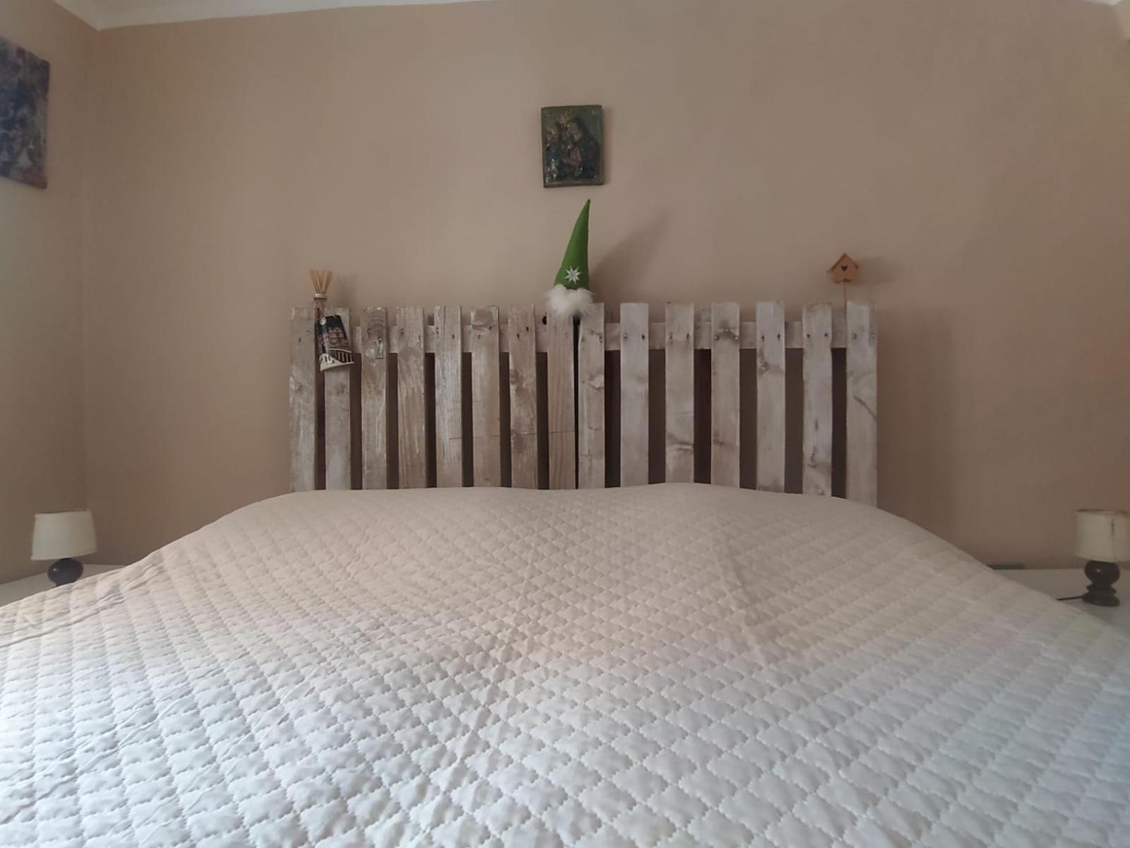 One-Bedroom Apartment - Photo 4