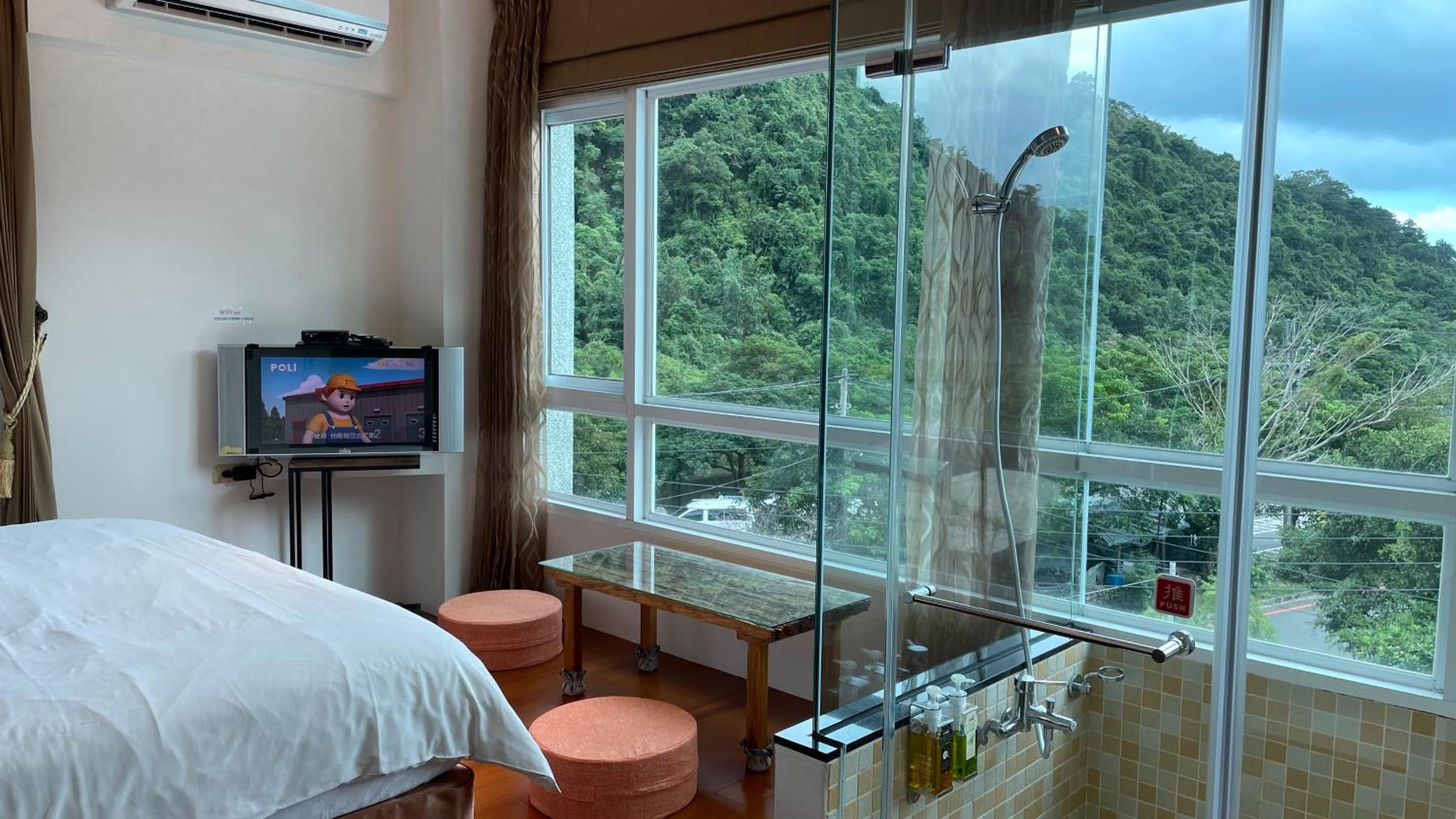 Double Room with Balcony photo 3