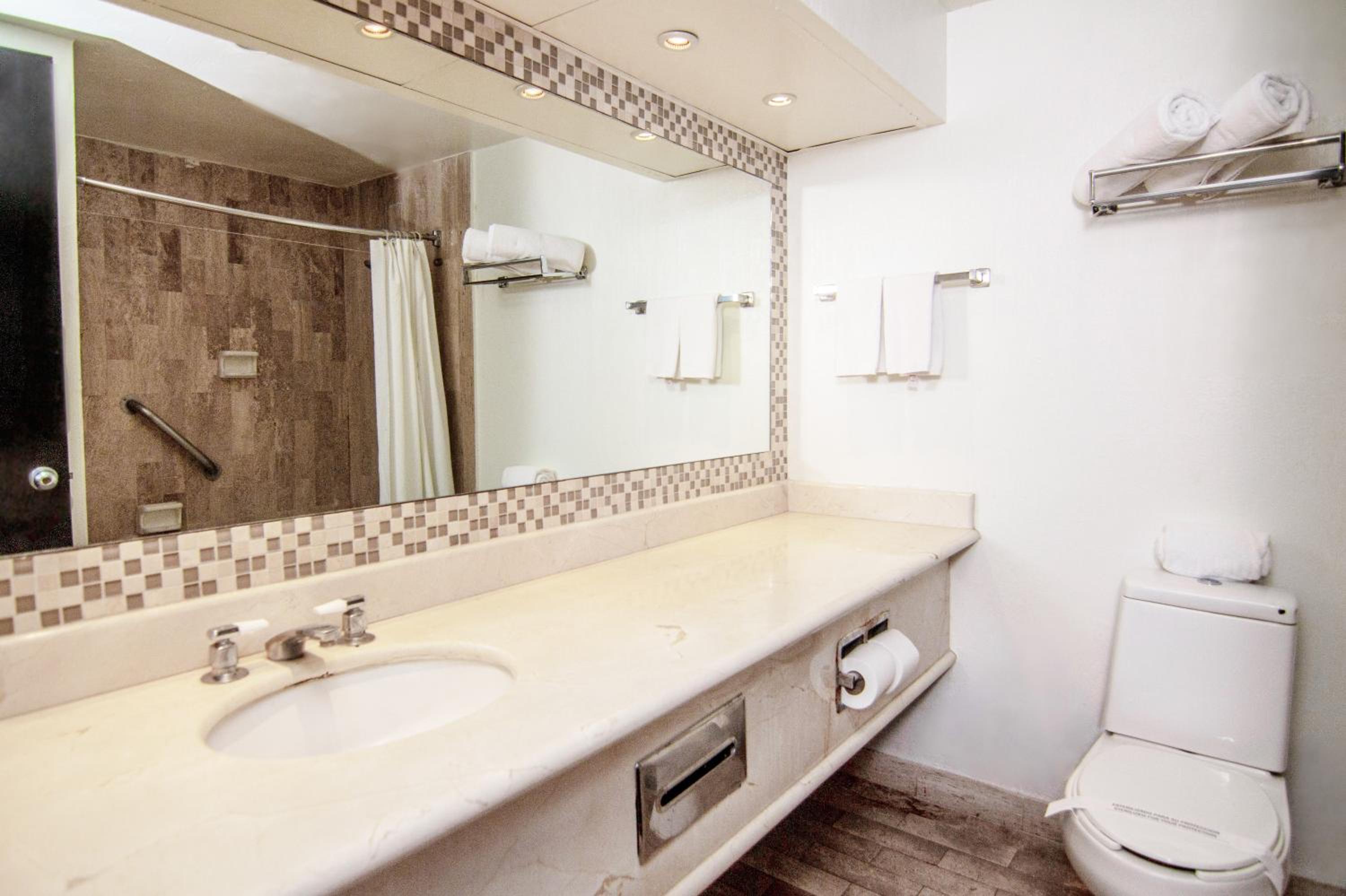 Superior Room, 2 Double photo 2