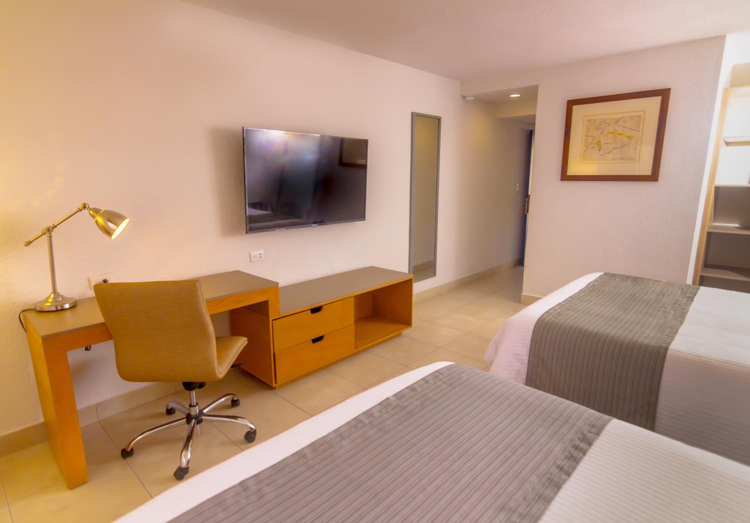 Executive Room, 2 Double photo 3