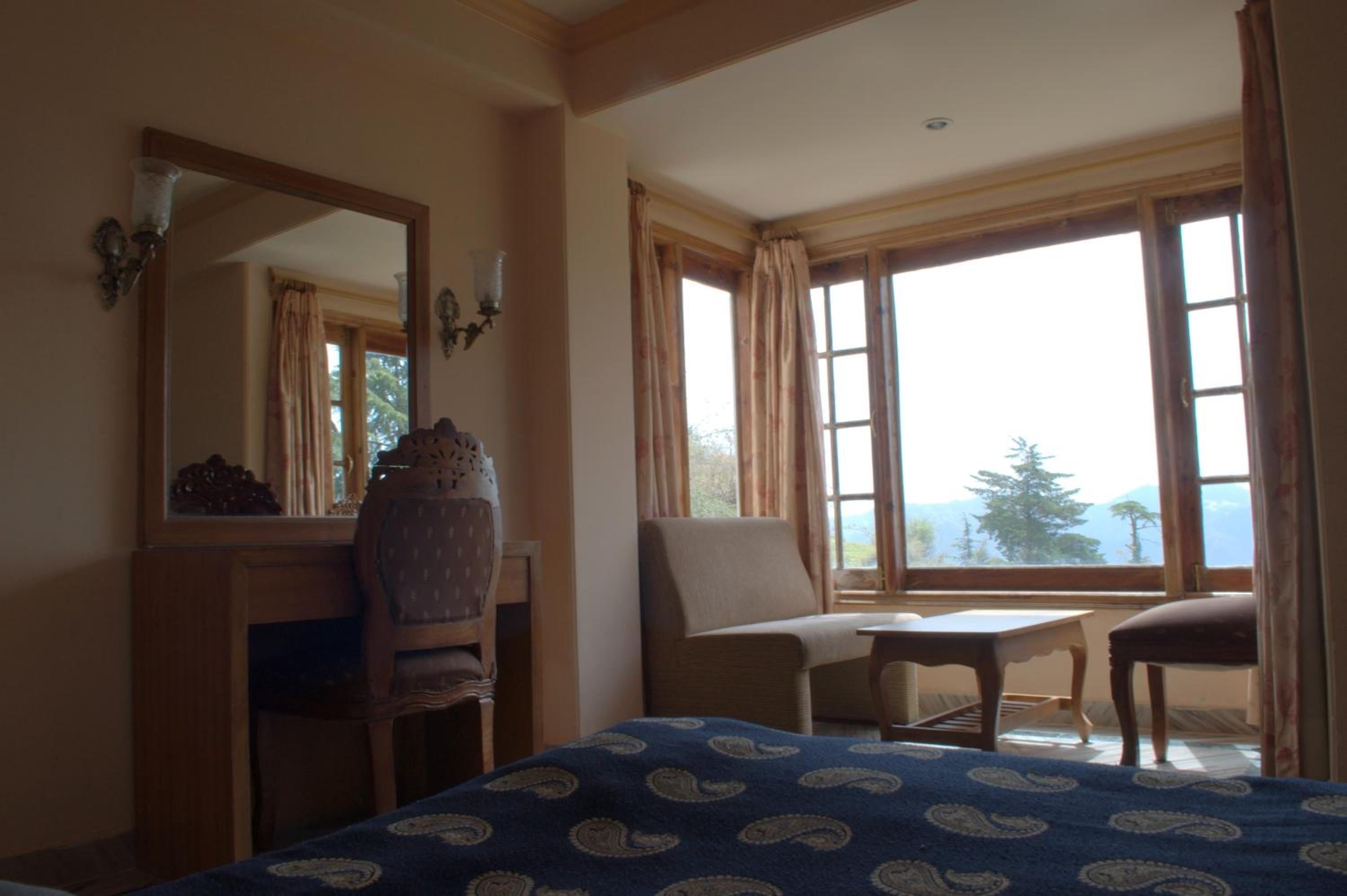 Deluxe King Room - Photo 3