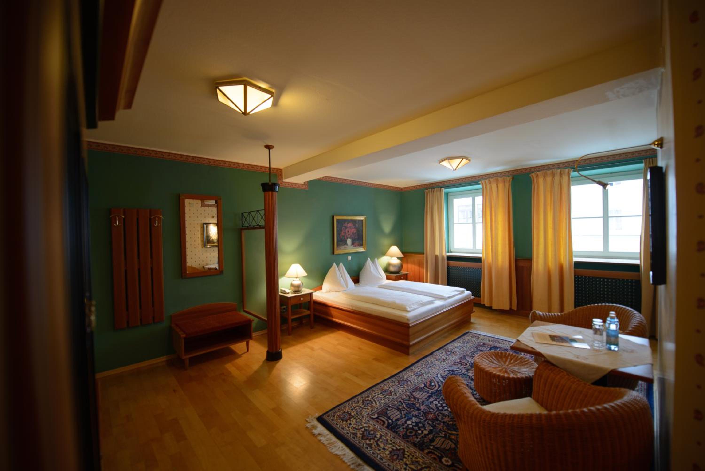 Family Room (4 Adults) photo 1