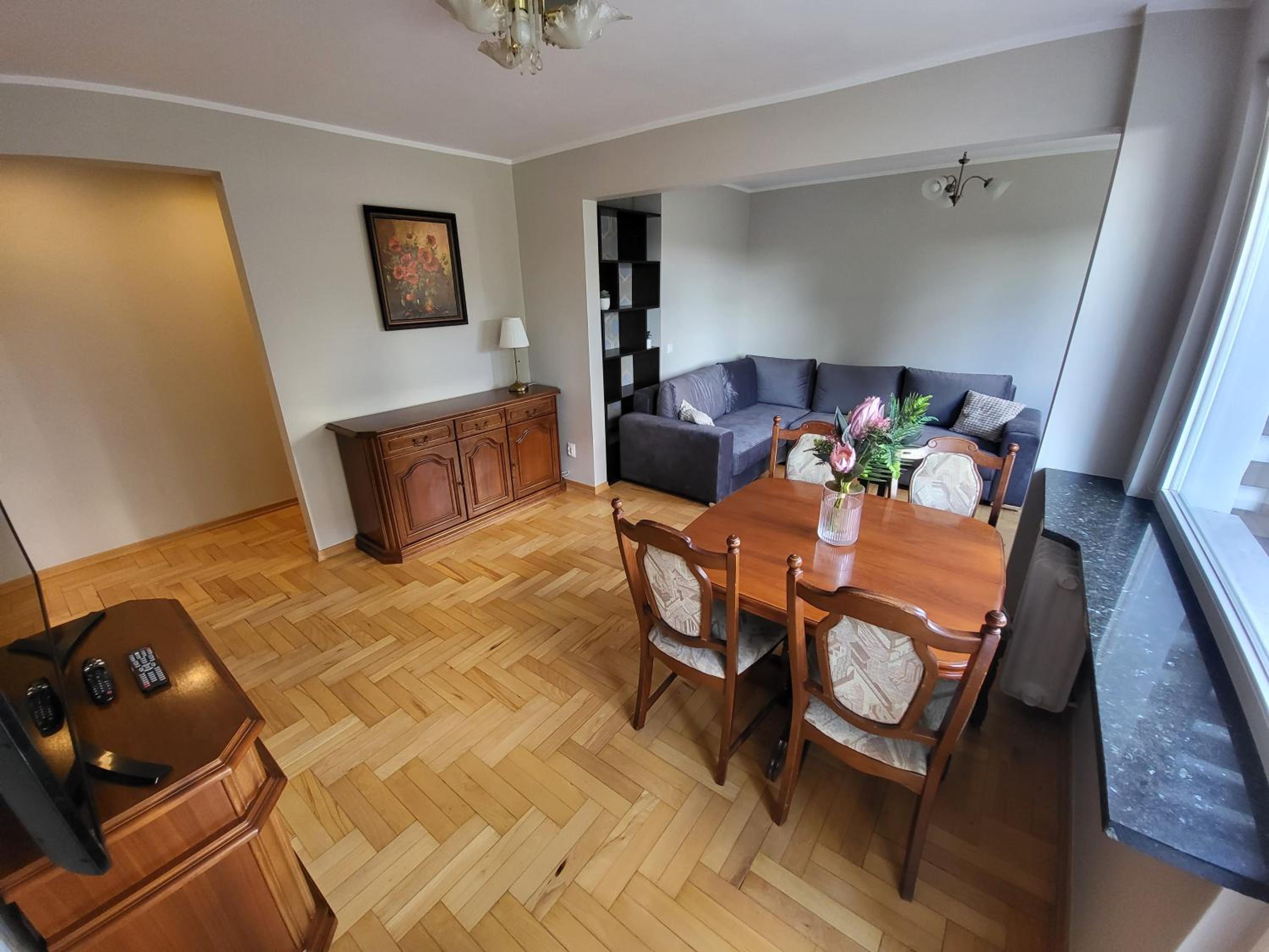 Two-Bedroom Apartment - Photo 6