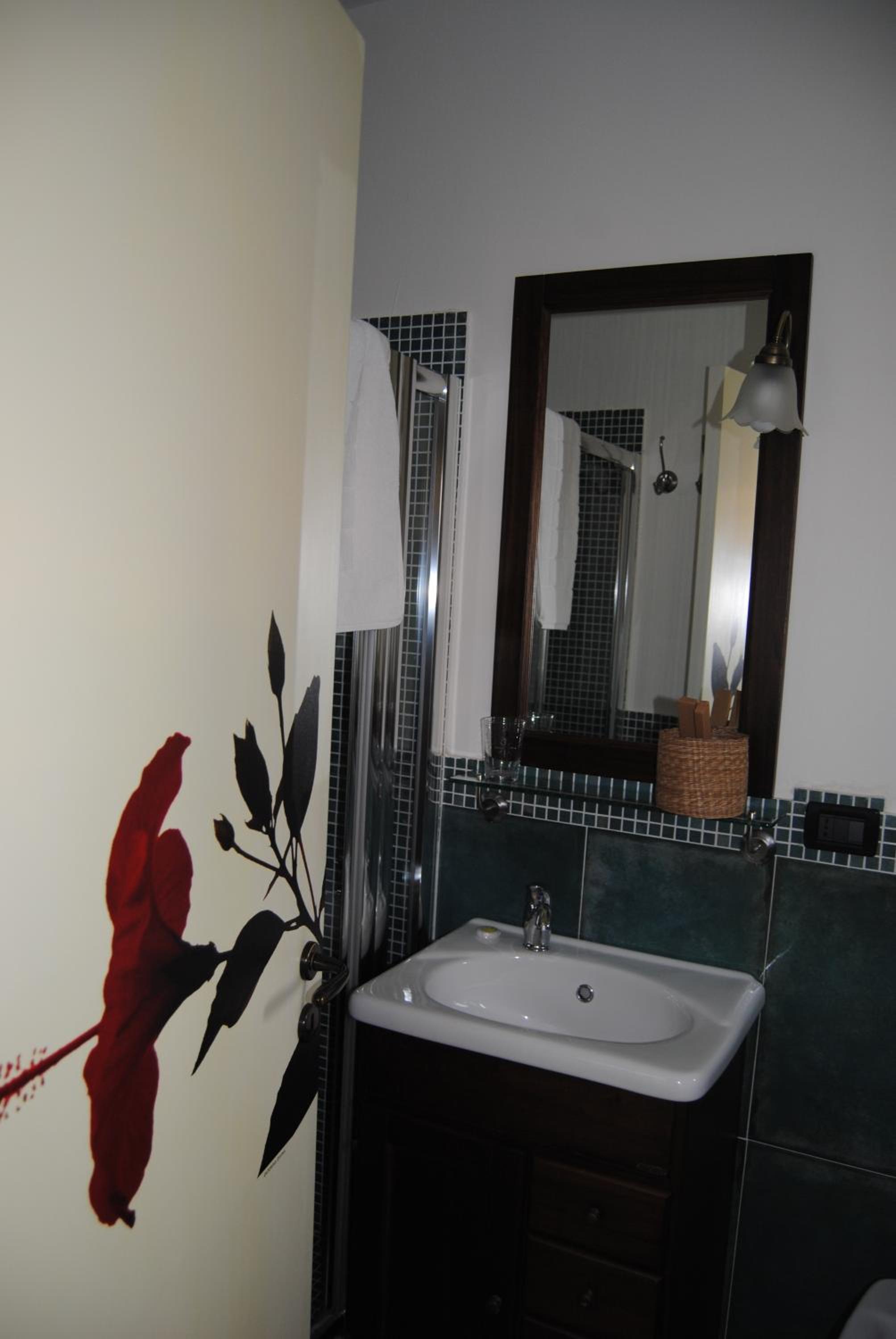 Twin Room with Bathroom photo 3