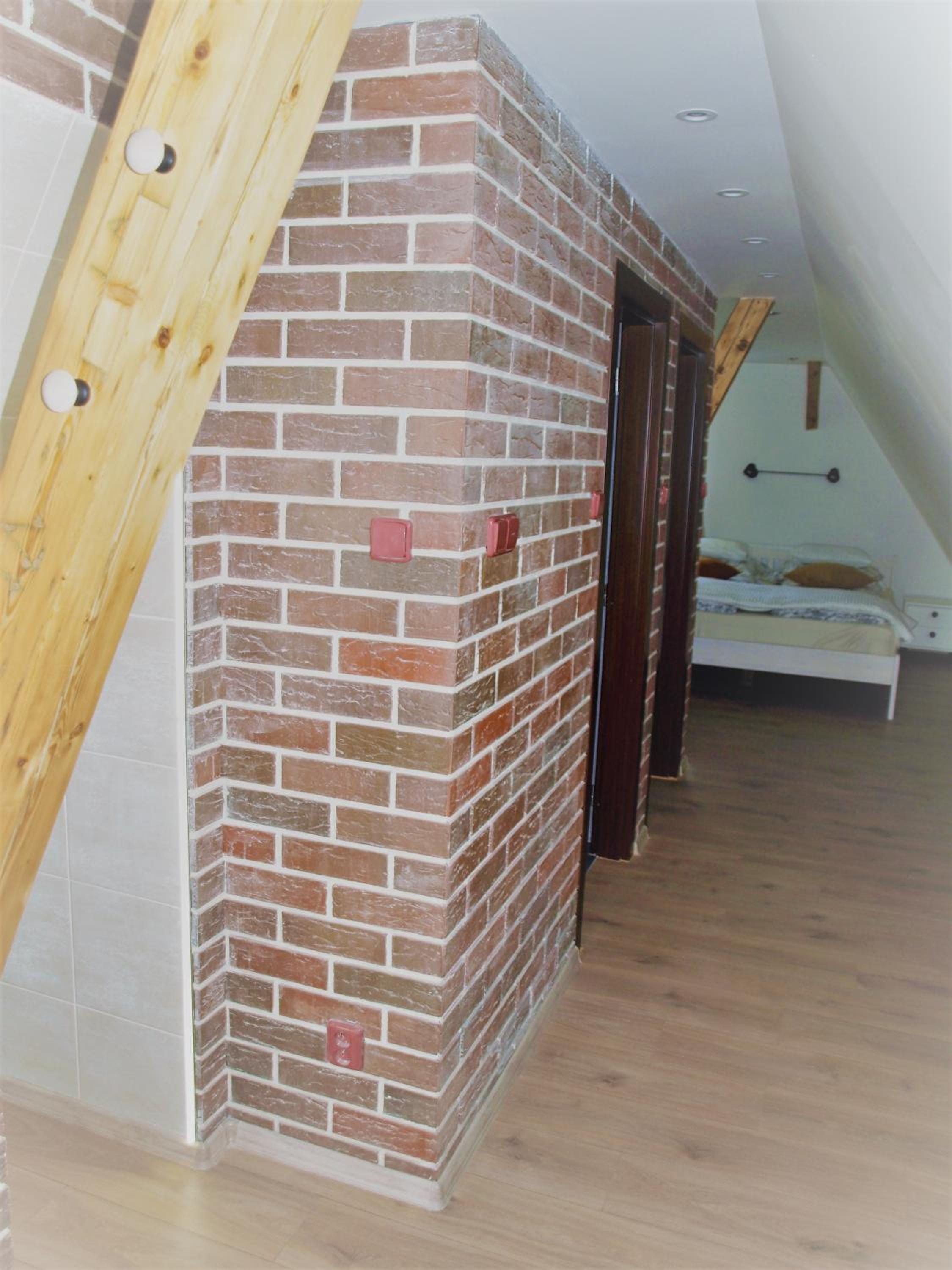 Executive Suite - Photo 21