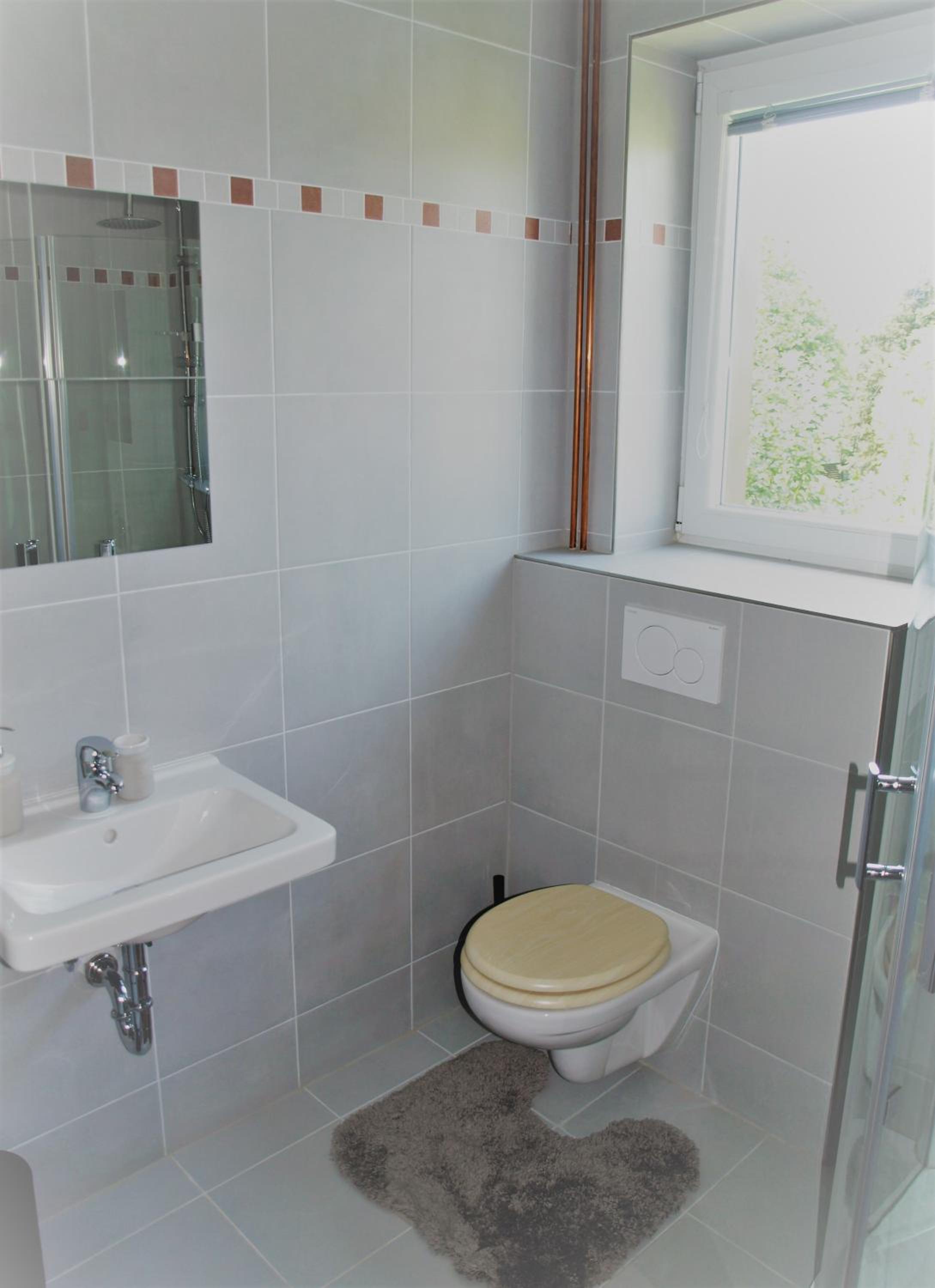 Double Room with Extra Bed - Photo 9