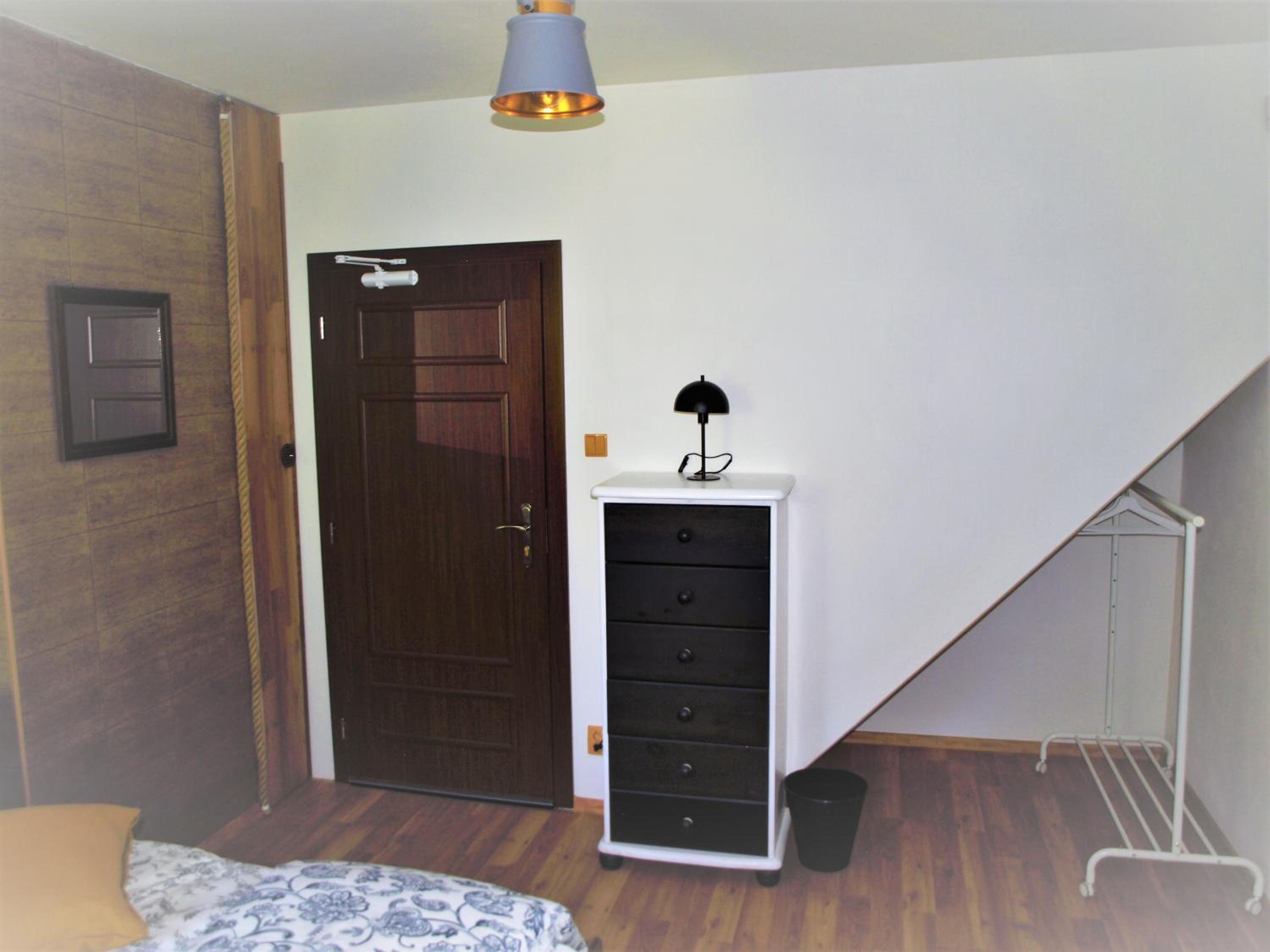 Double Room with Extra Bed - Photo 11