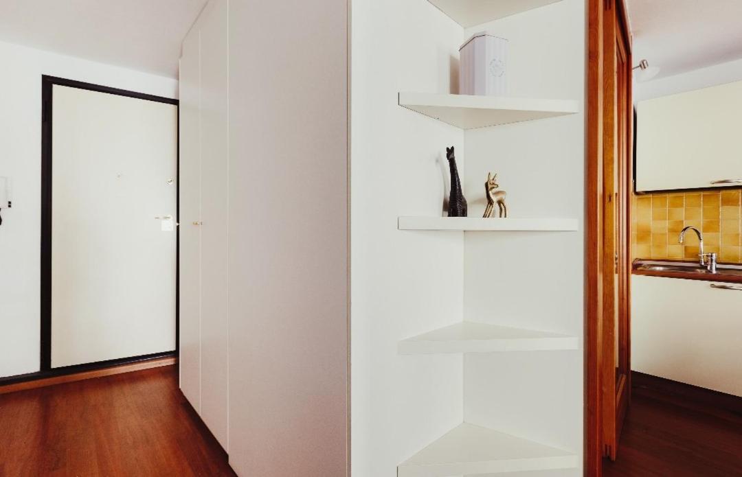 One-Bedroom Apartment - Photo 1
