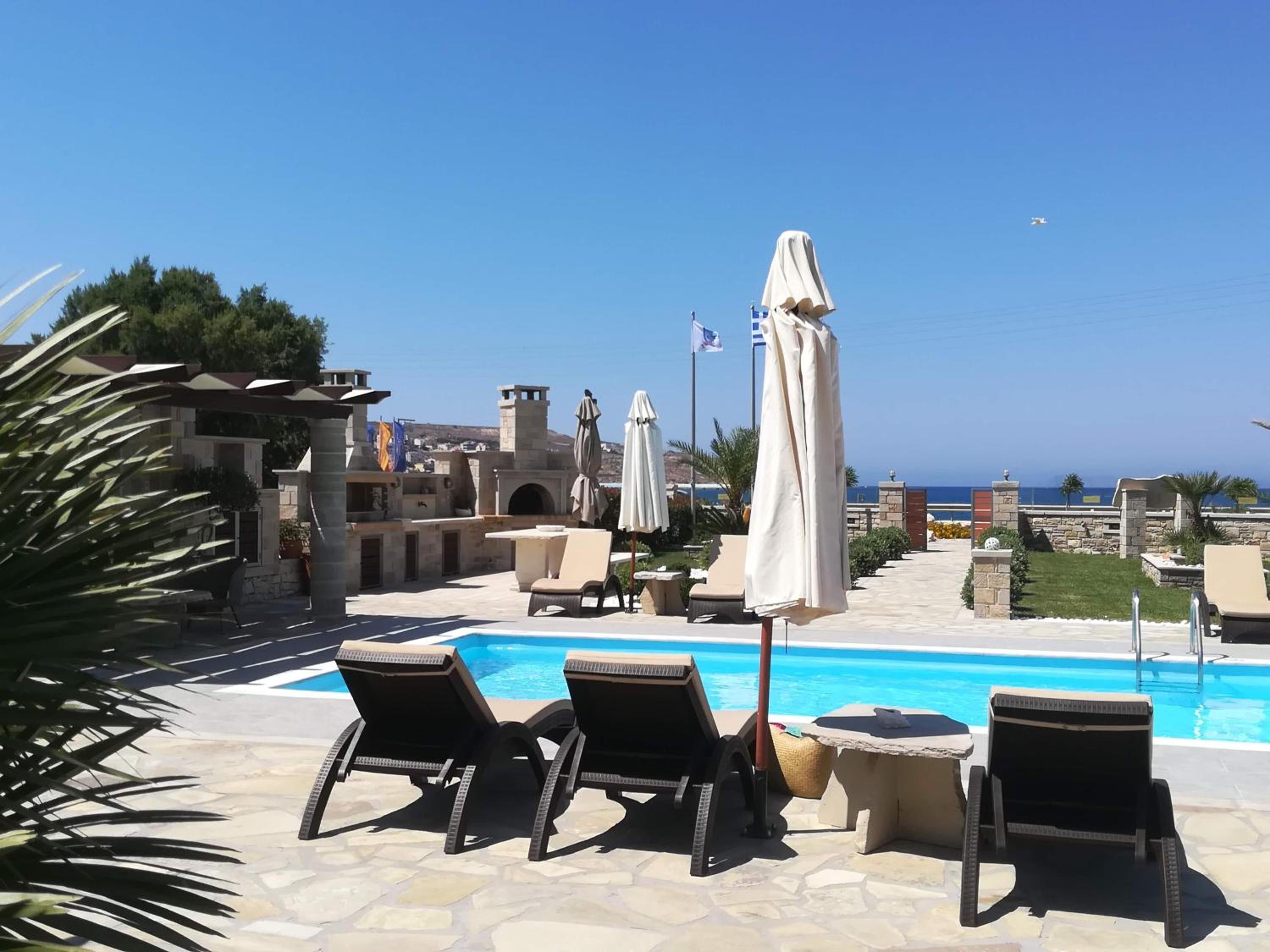 Villa - Beach Front photo 2