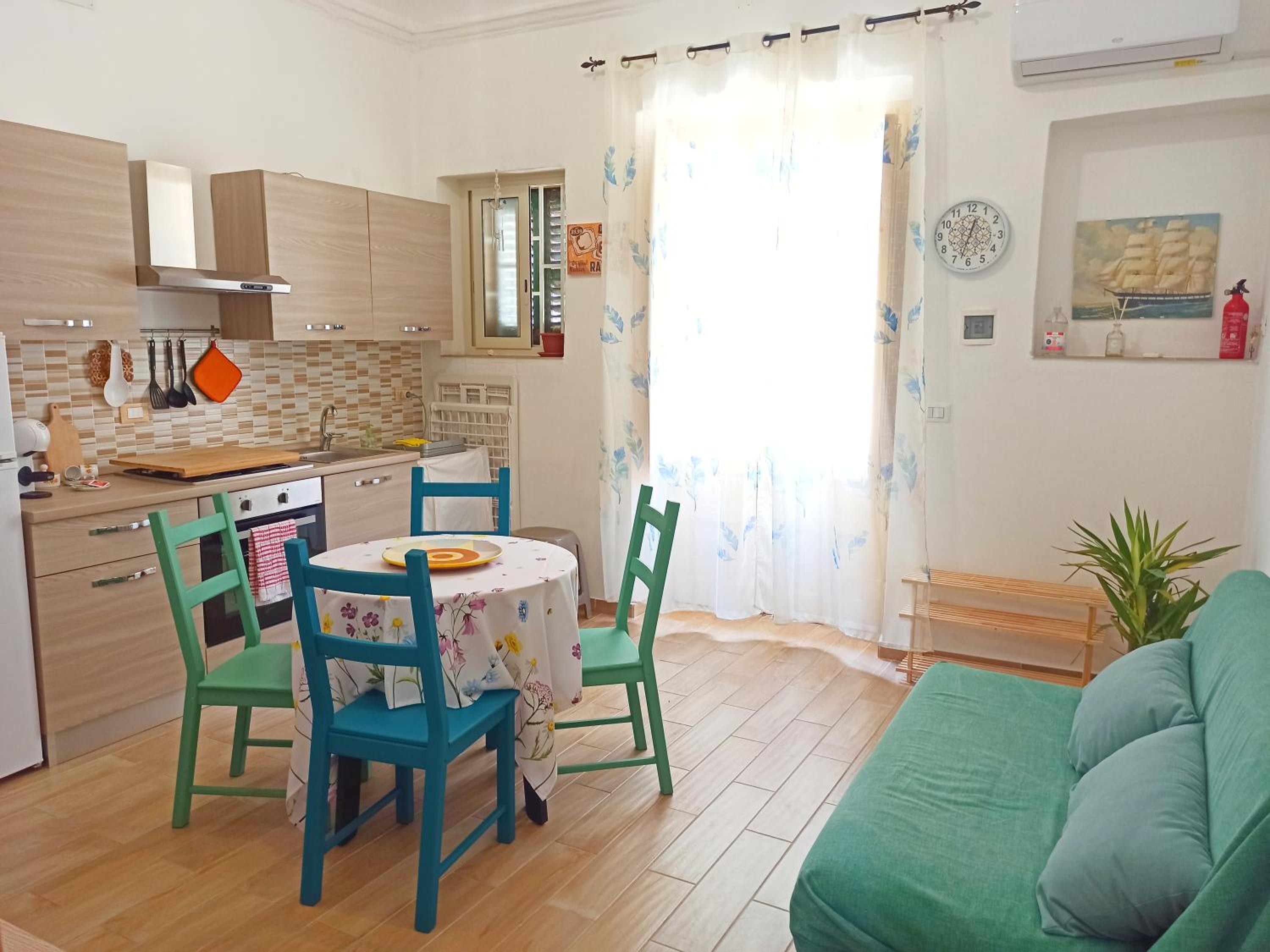 One-Bedroom House - Photo 15