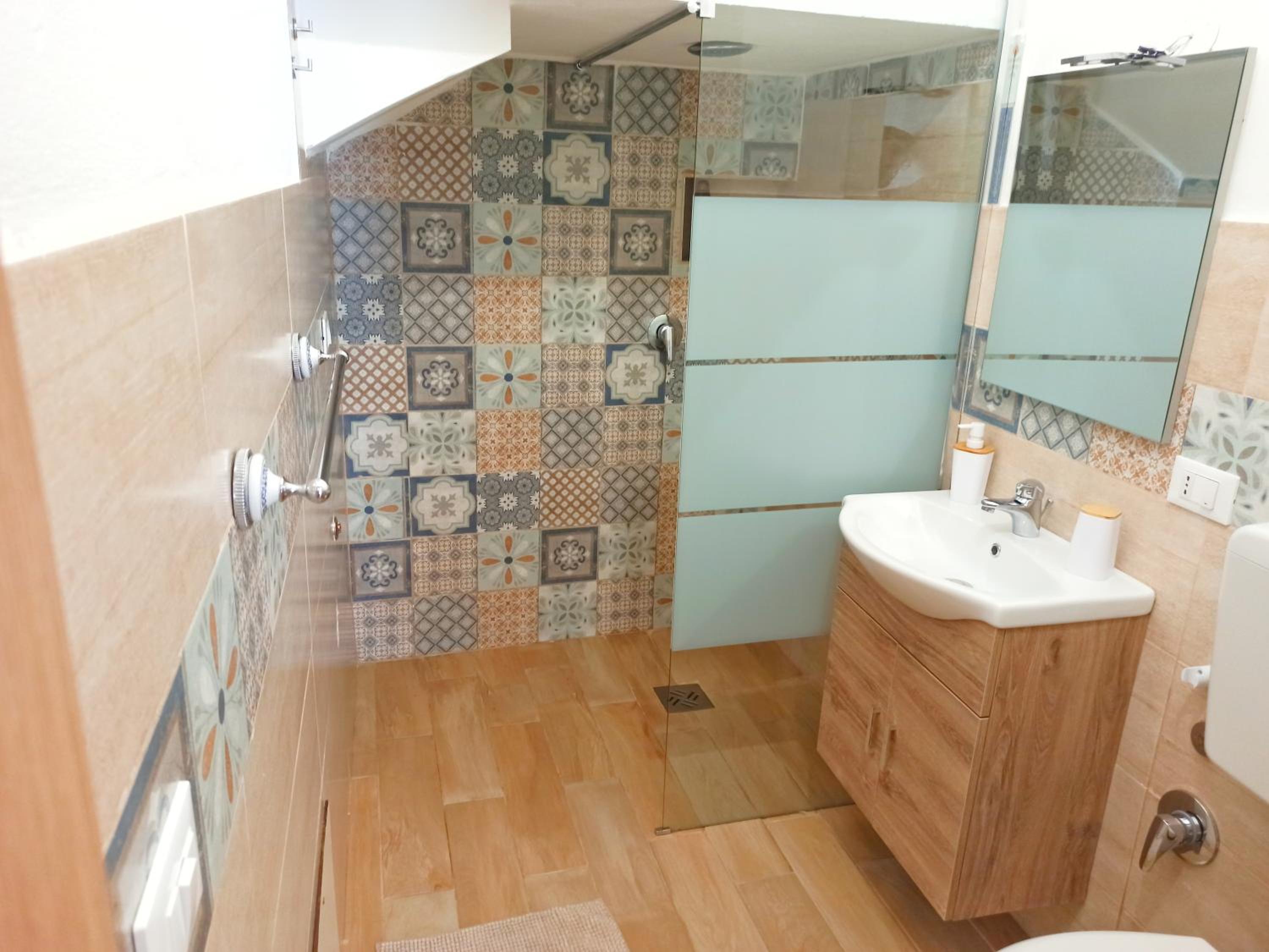 One-Bedroom House - Photo 3