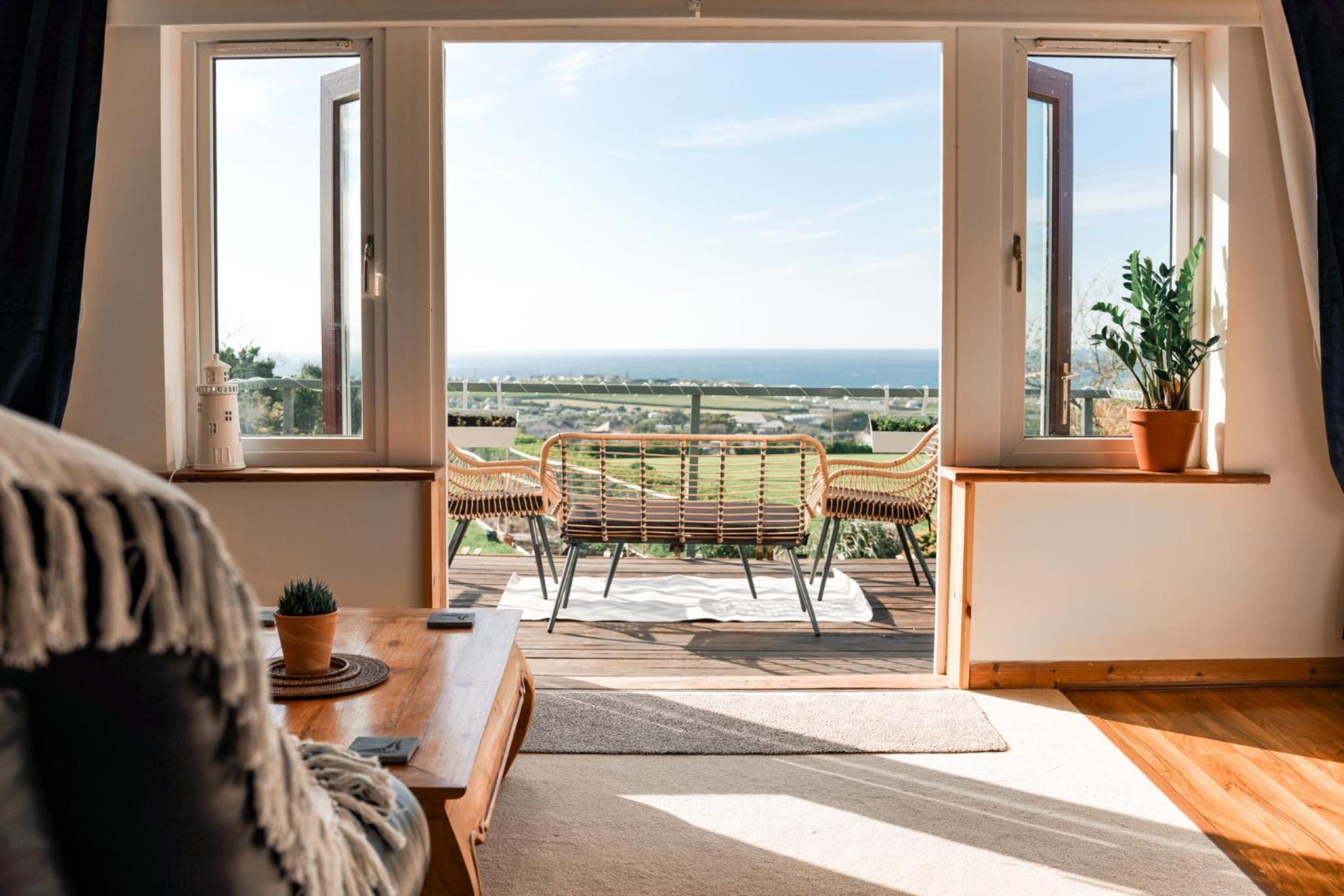 Apartment with Sea View photo 2