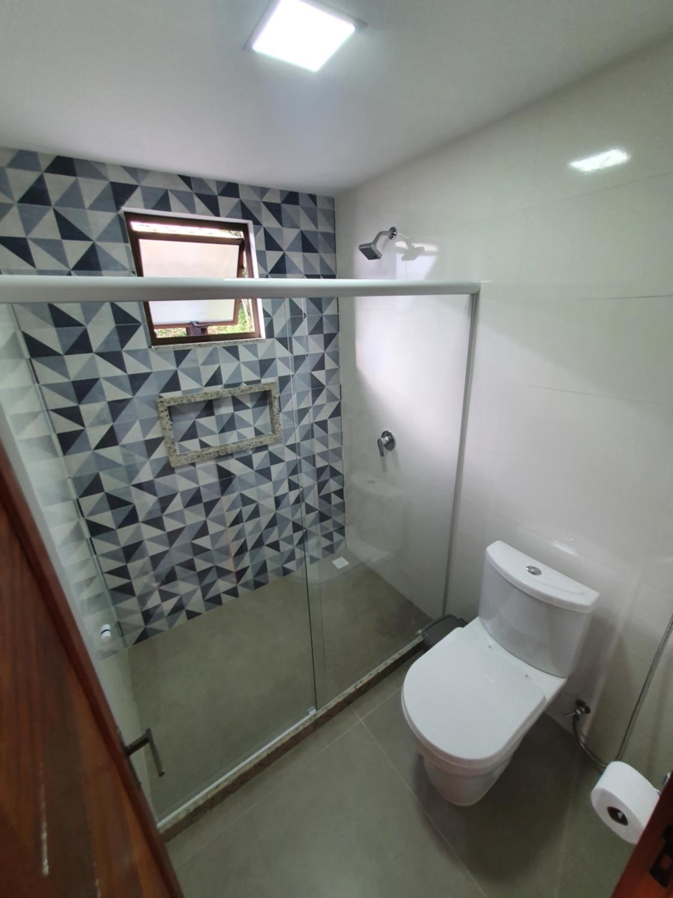 One-Bedroom Apartment - Photo 8