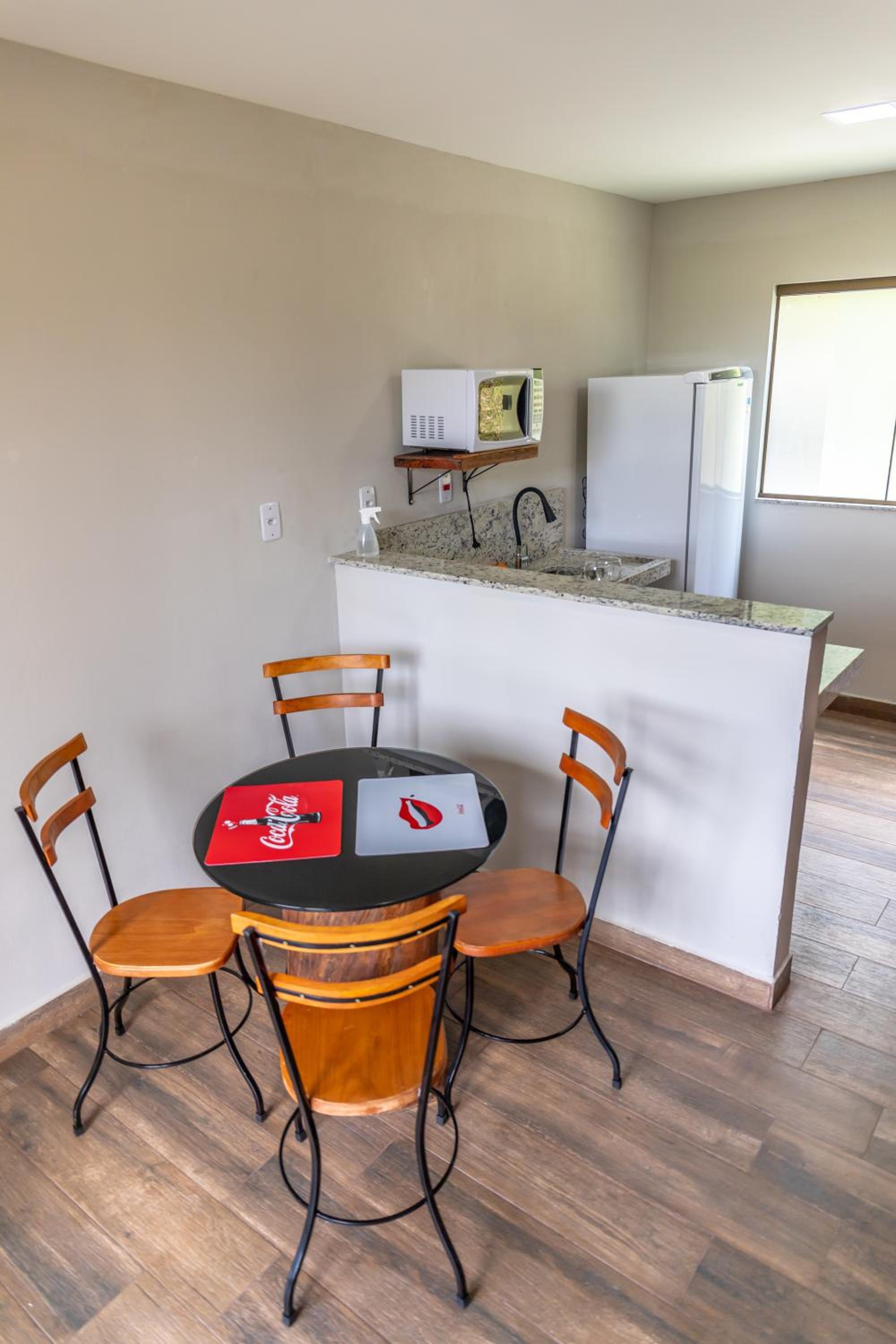 One-Bedroom Apartment - Photo 10