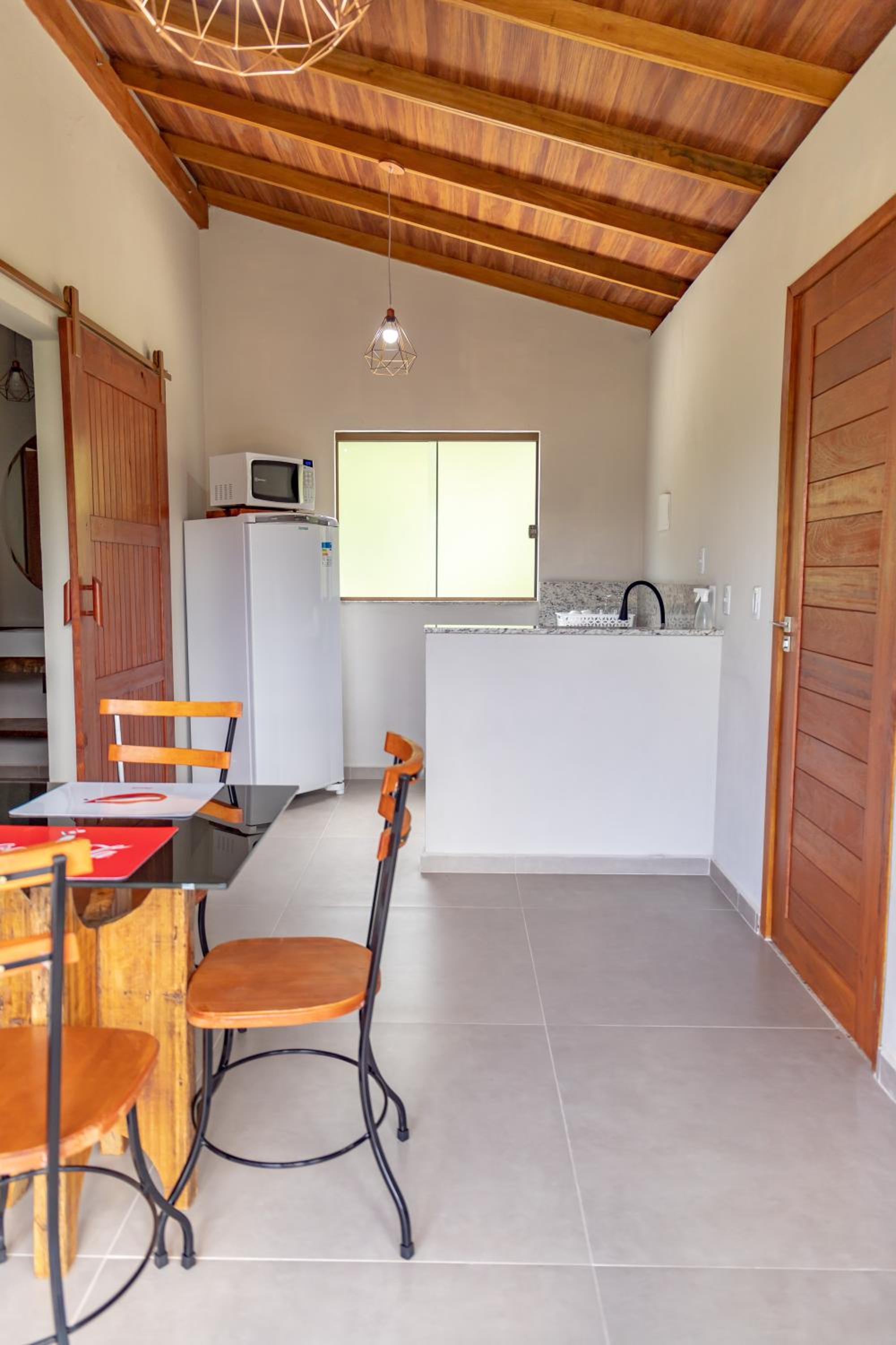 One-Bedroom Apartment - Photo 12