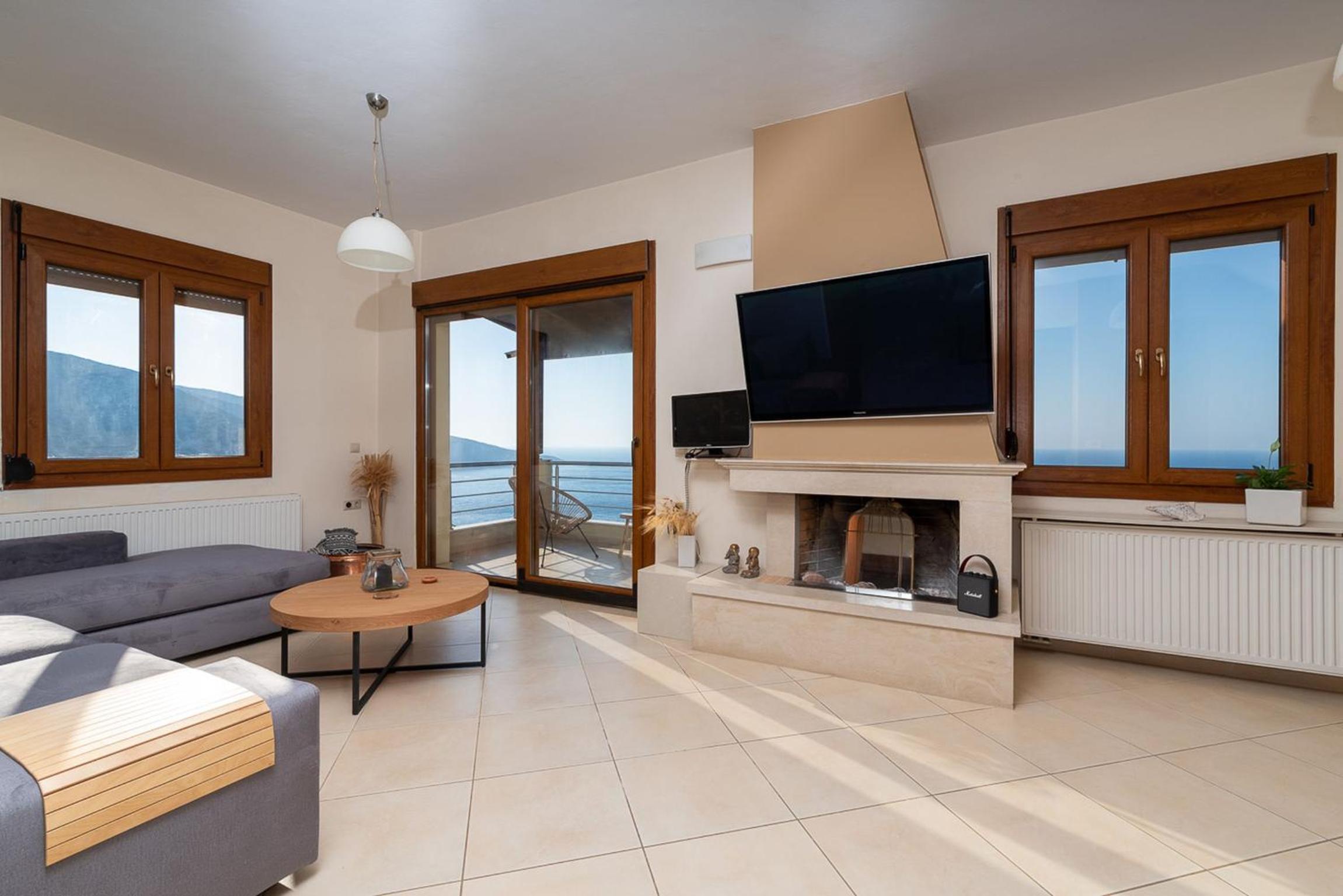 Vitamin Sea Ostria Luxurious Maisonette