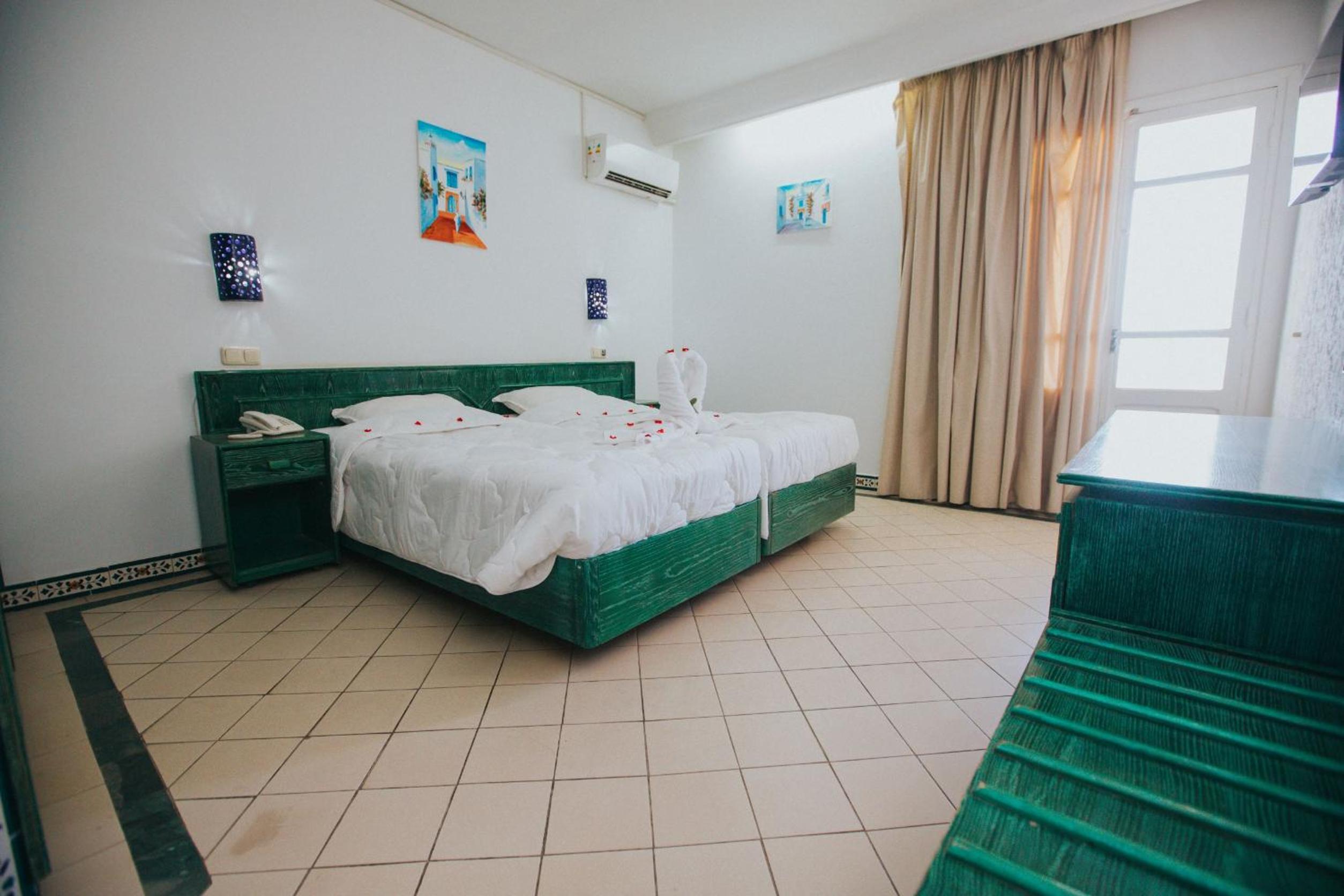 Double Room - Photo 4