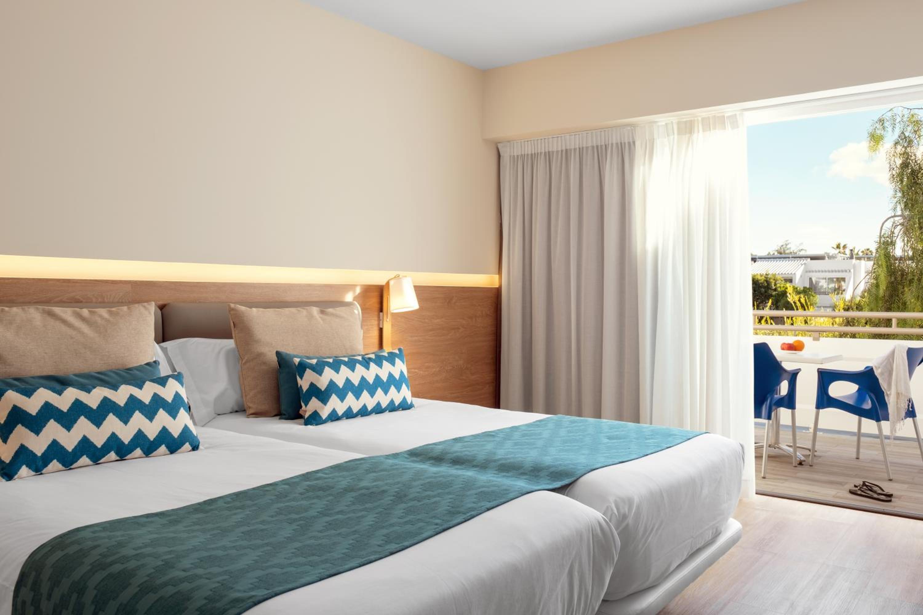 Suite Junior con Balcón