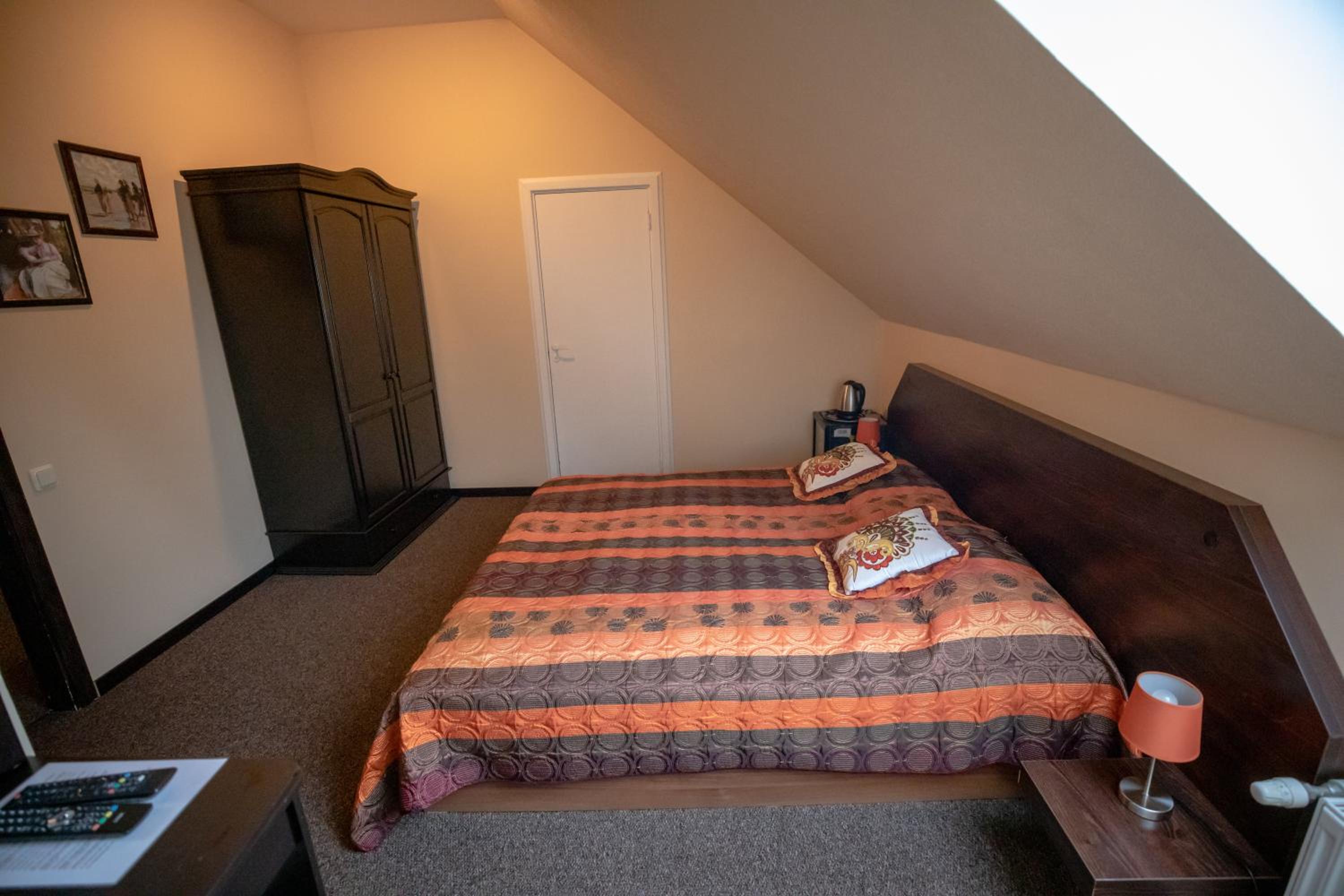 Standard Twin Room photo 3