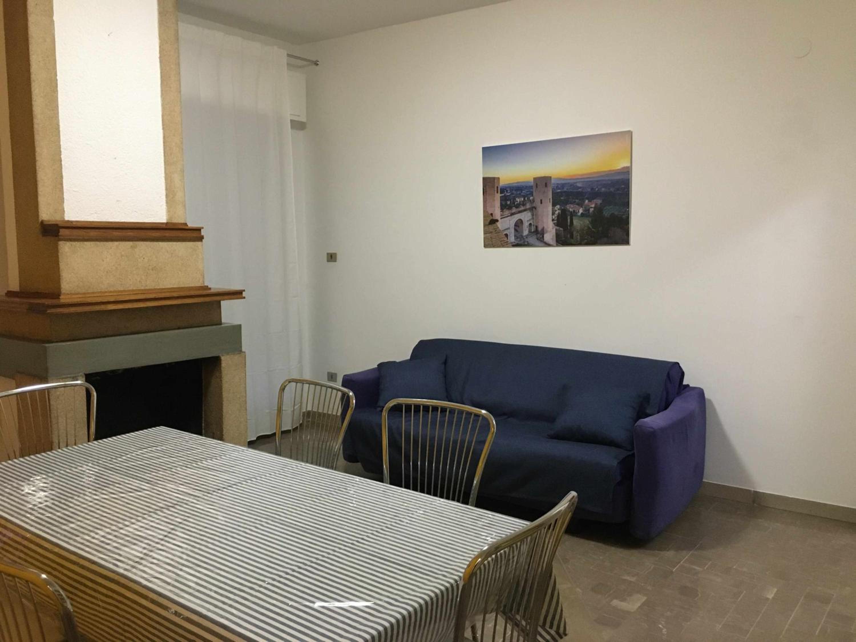 Apartment photo 2