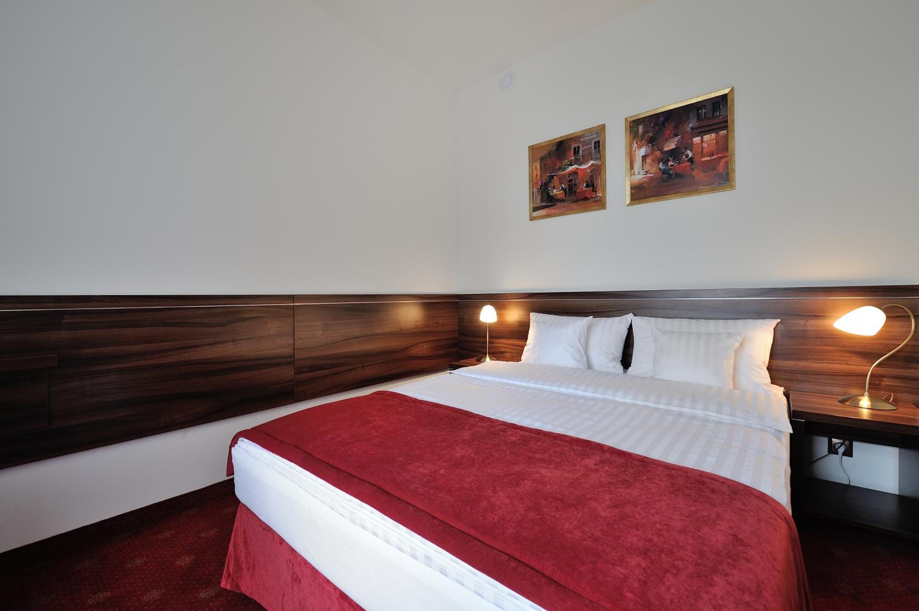 Standard Plus Double Room photo 2