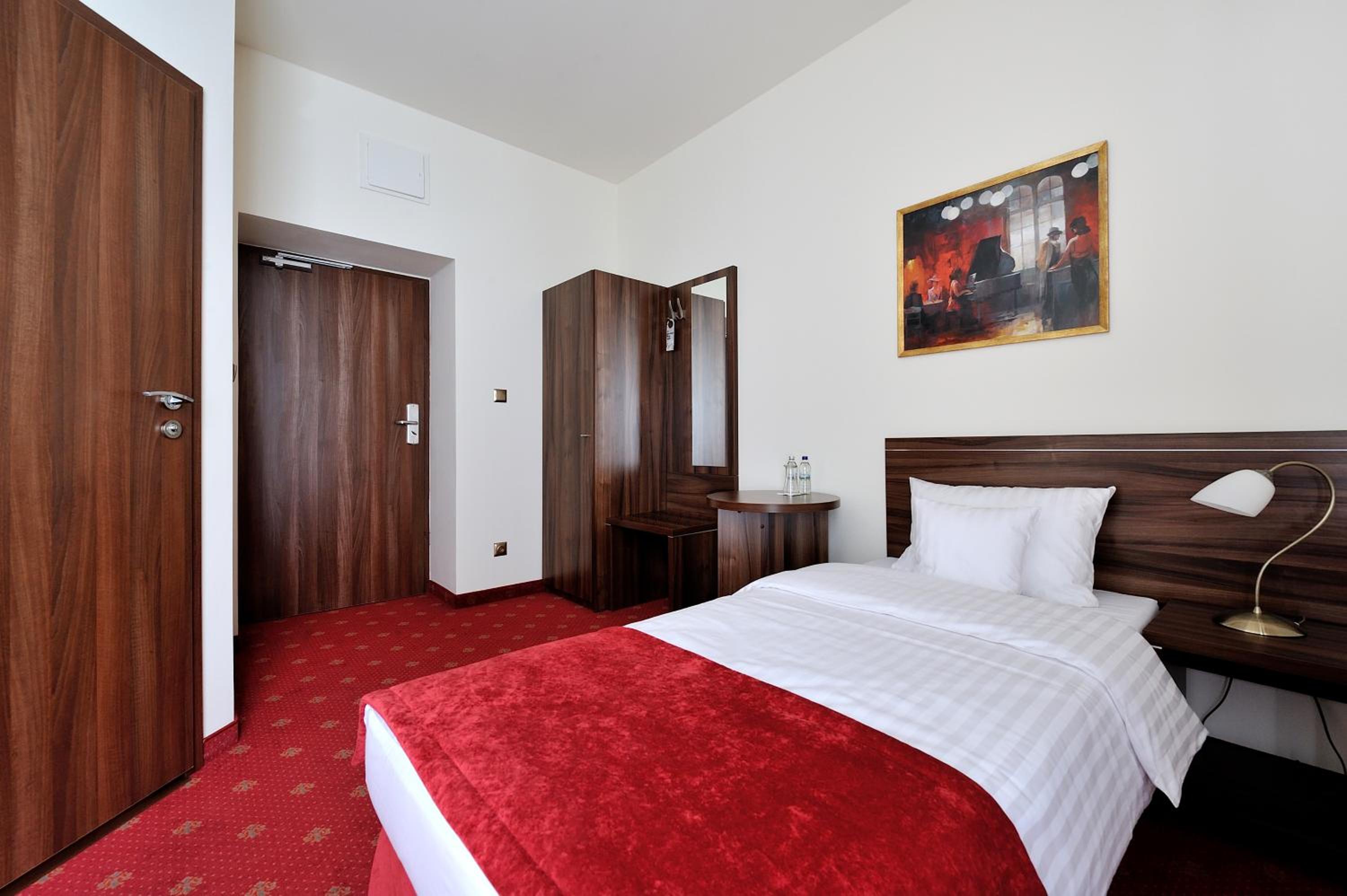 Standard Single Room photo 2