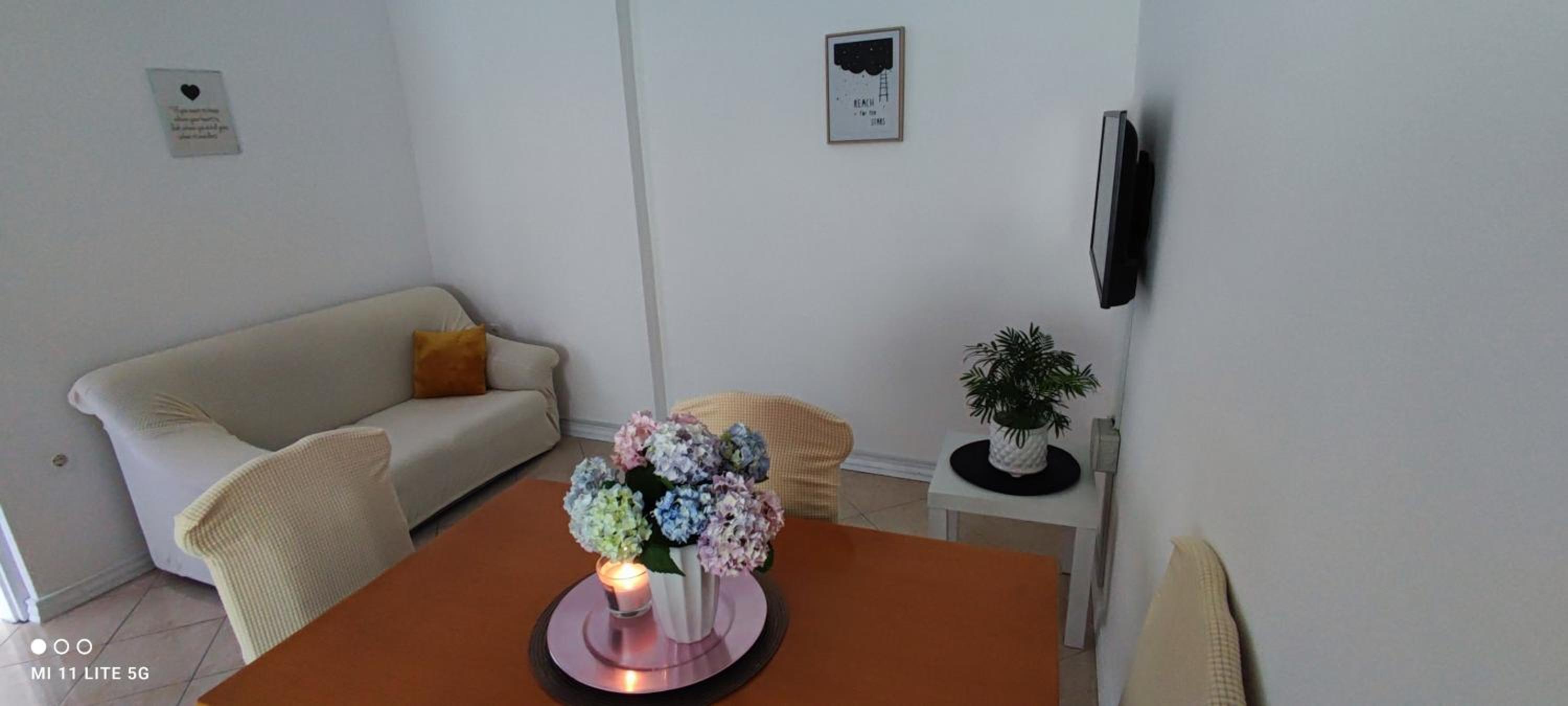 Apartment - Photo 17