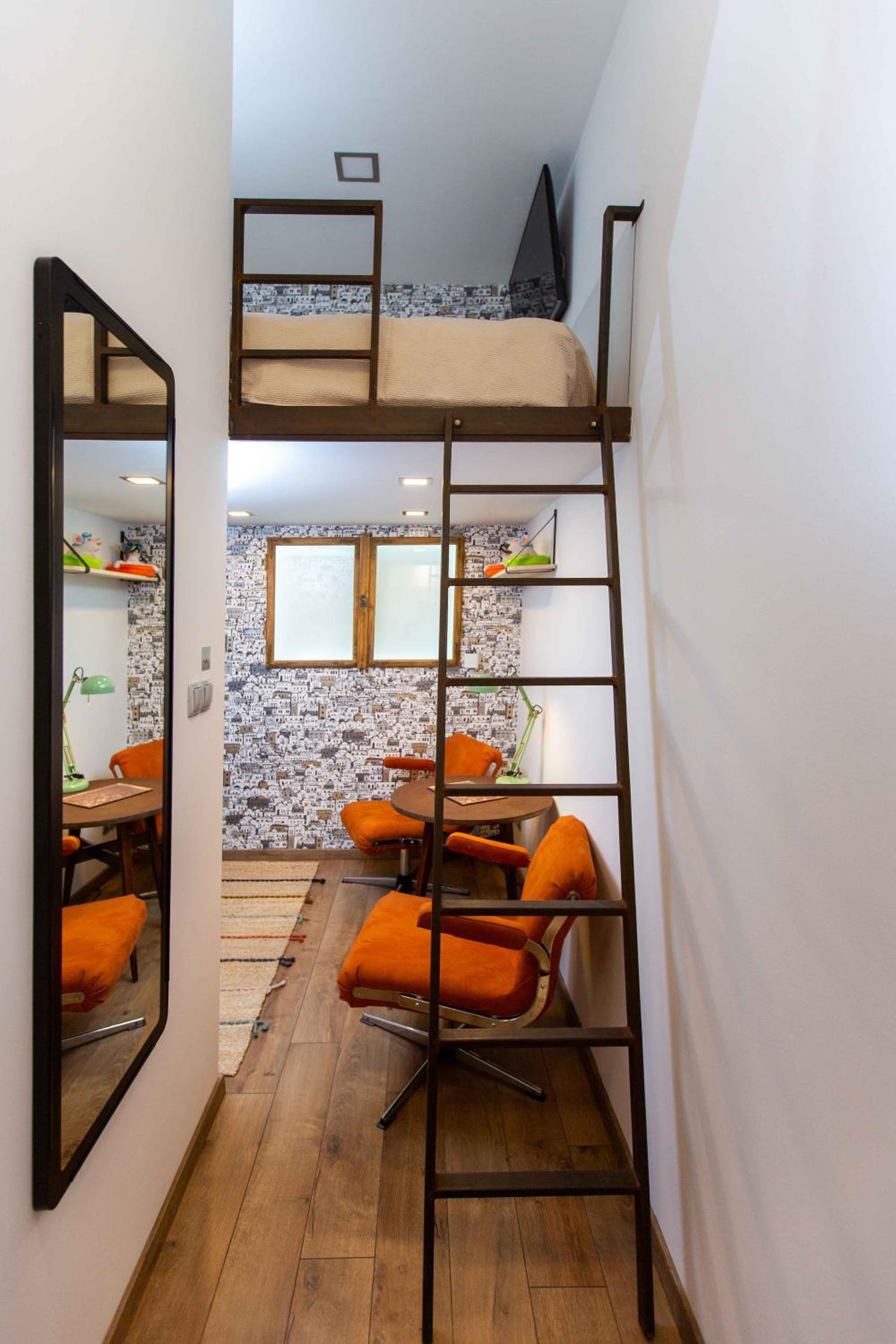 Budget Double Room - Photo 3