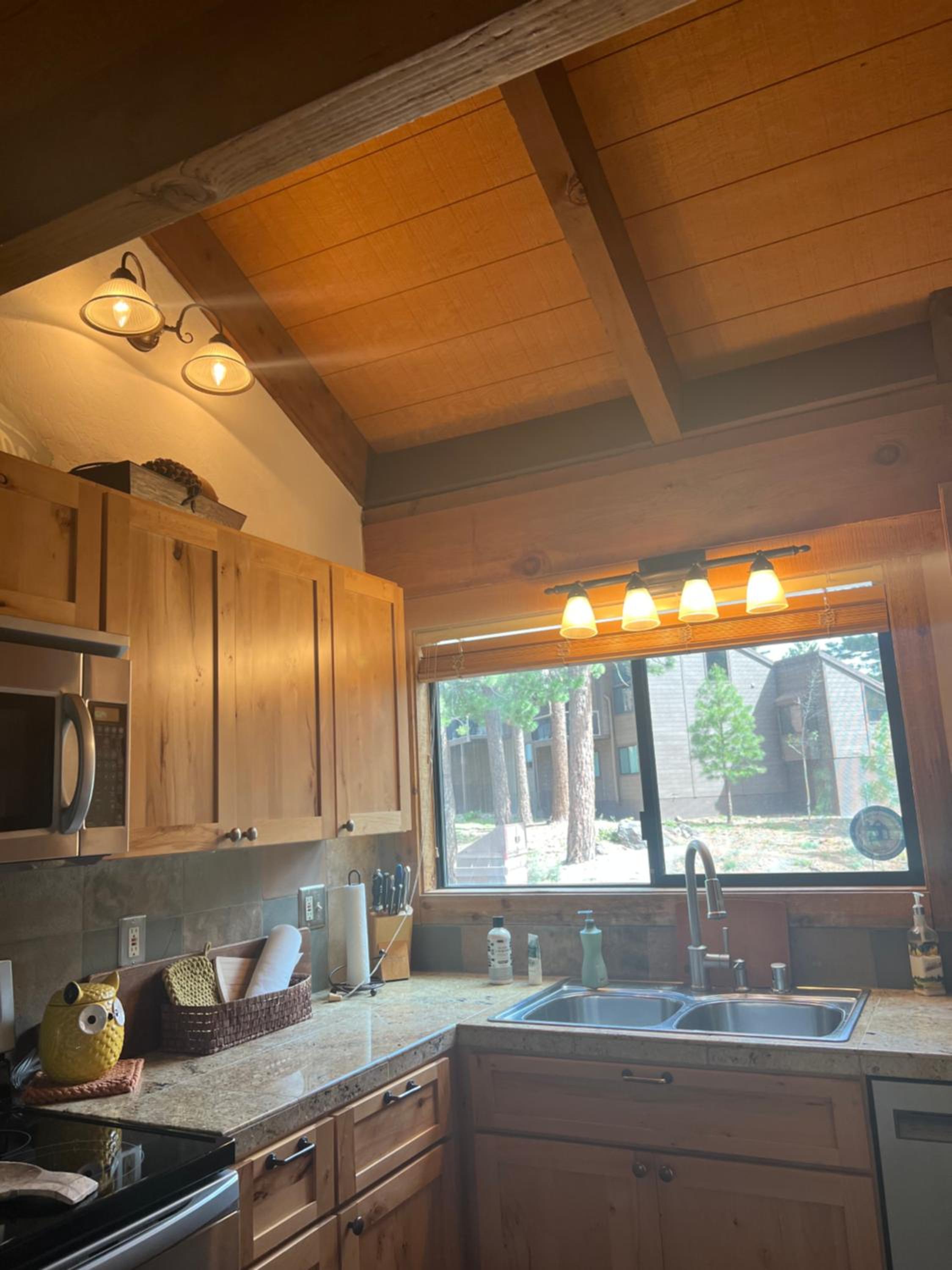 Three-Bedroom House photo 2