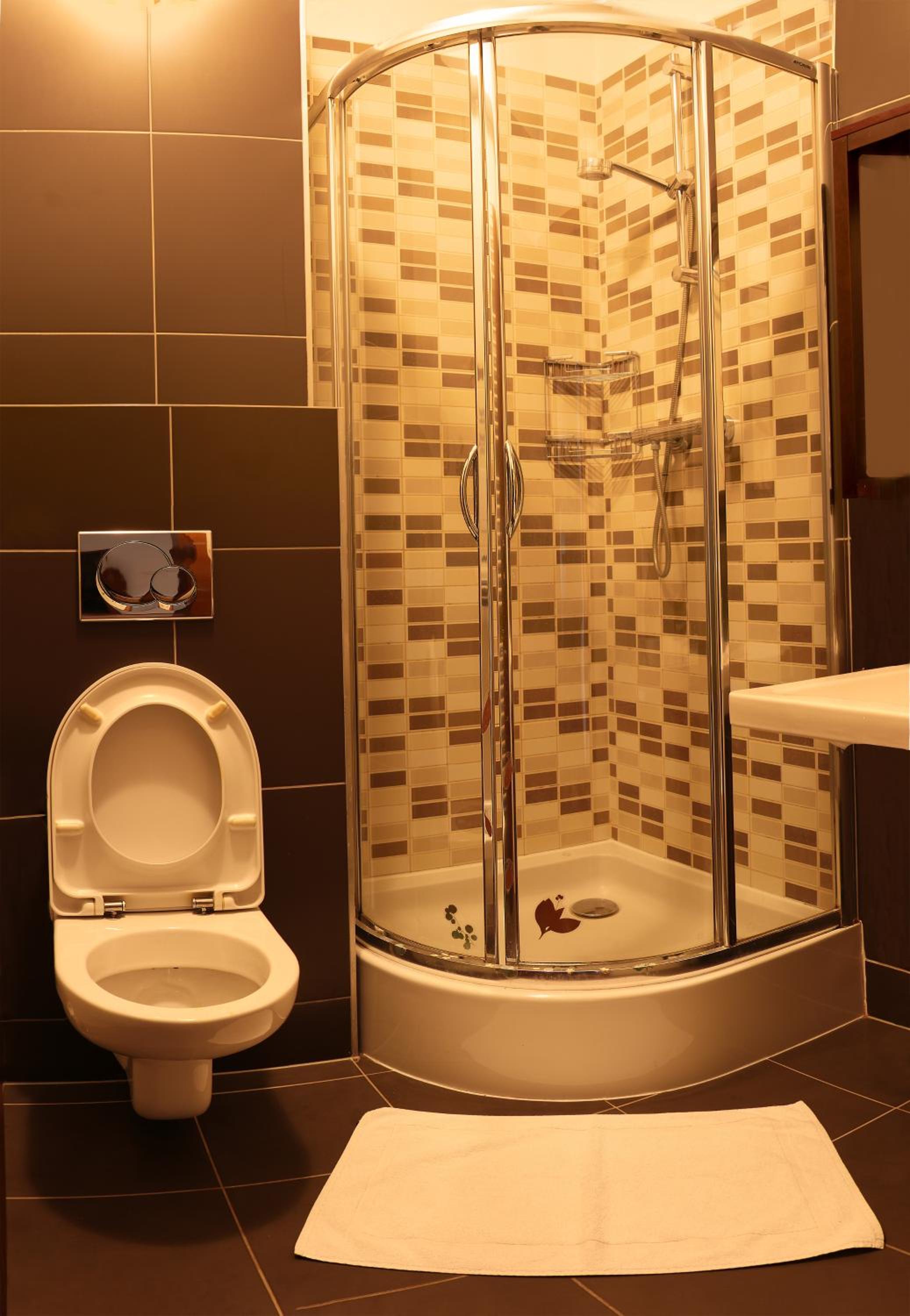 Apartment (5 Adults) - Photo 4