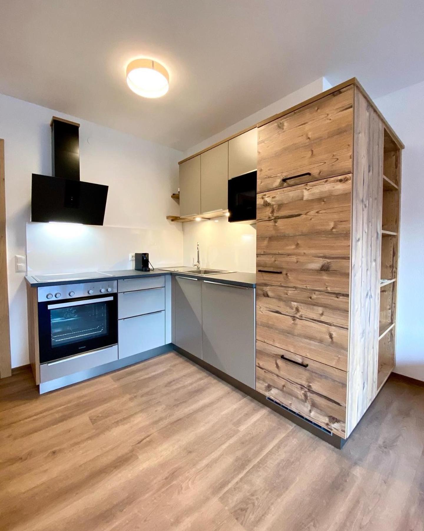 Superior Apartment photo 2