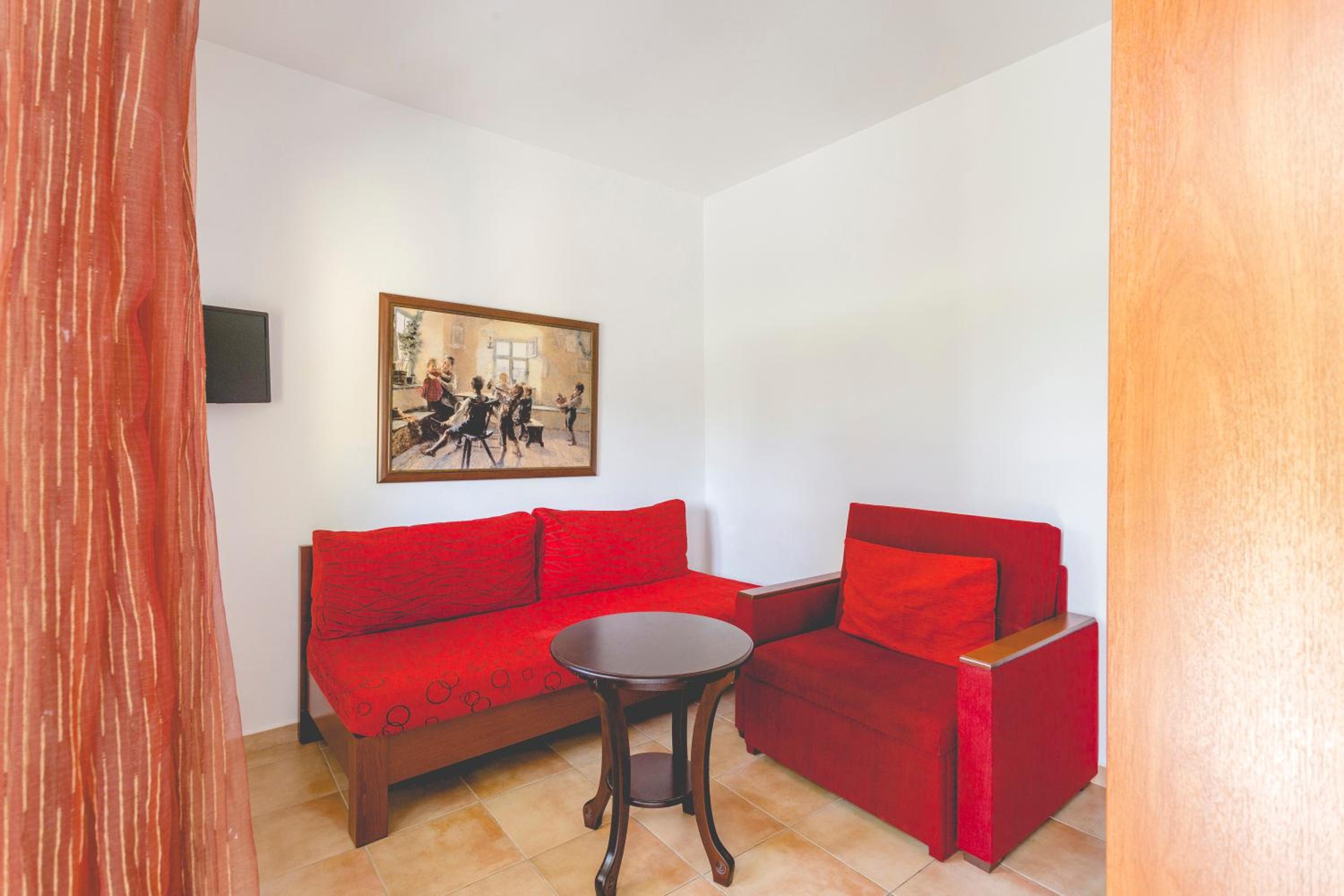 Apartment with Balcony - Photo 1