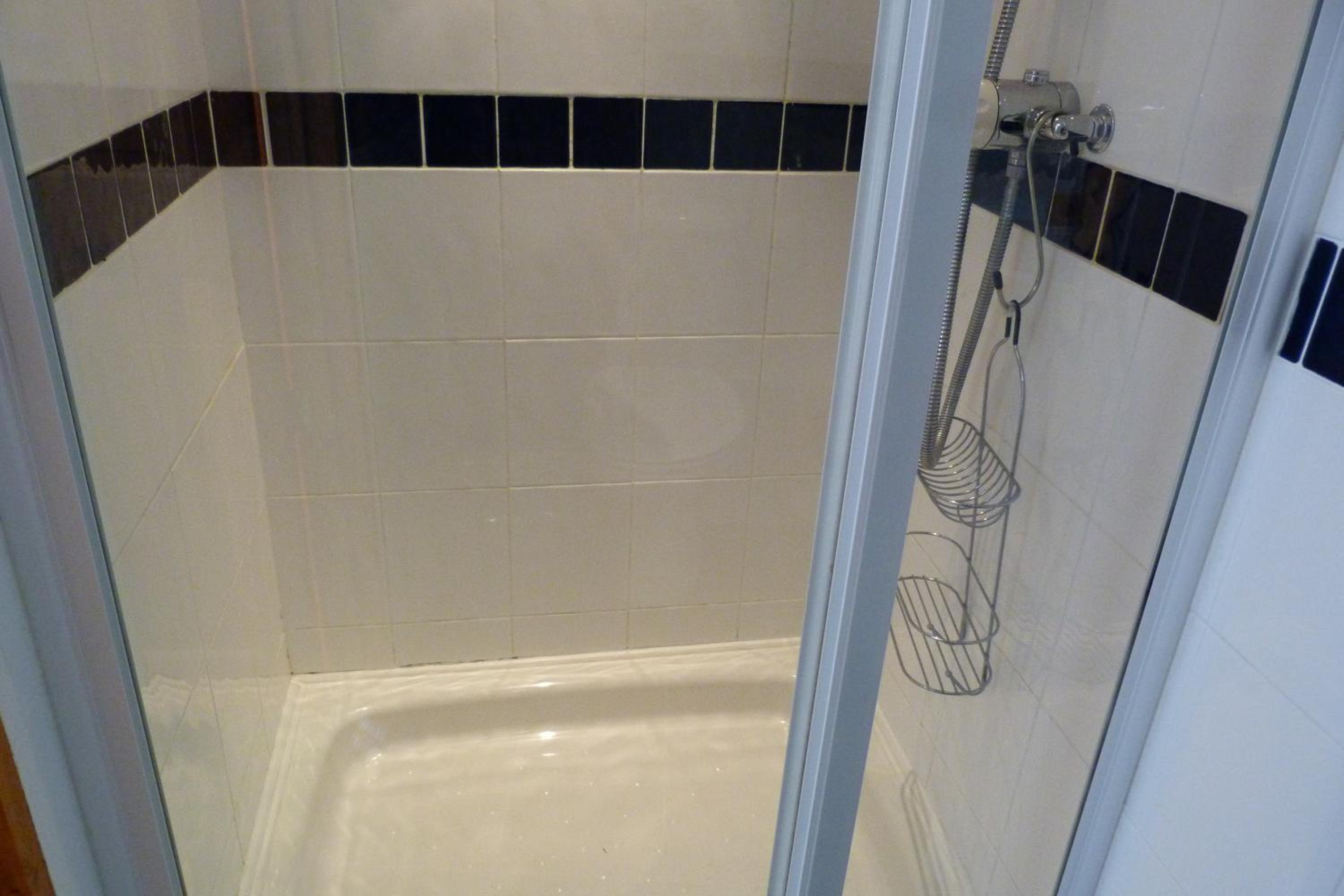 Double Room with Private External Bathroom photo 3
