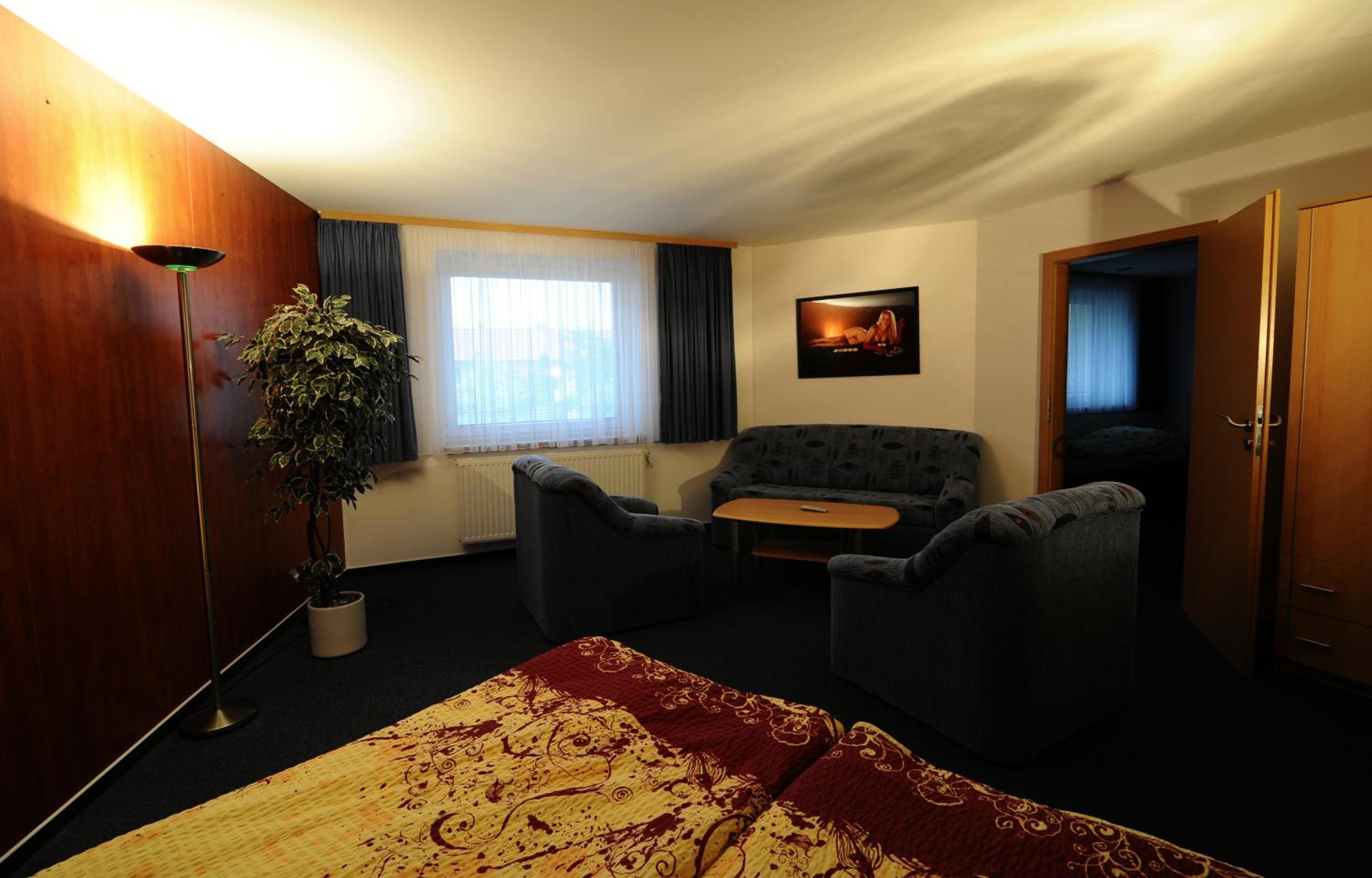 Quadruple Room - Photo 1