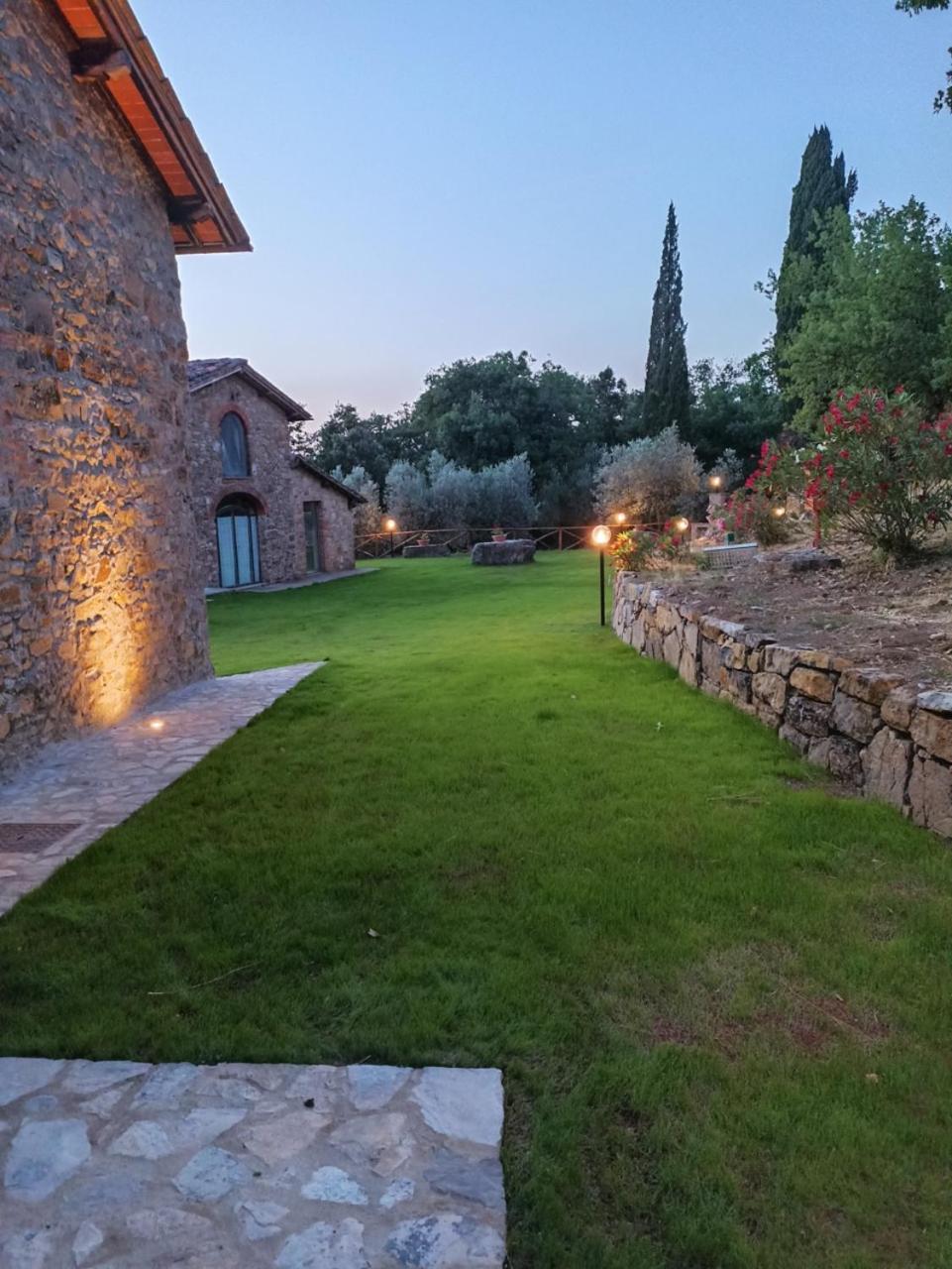 Villa photo 3