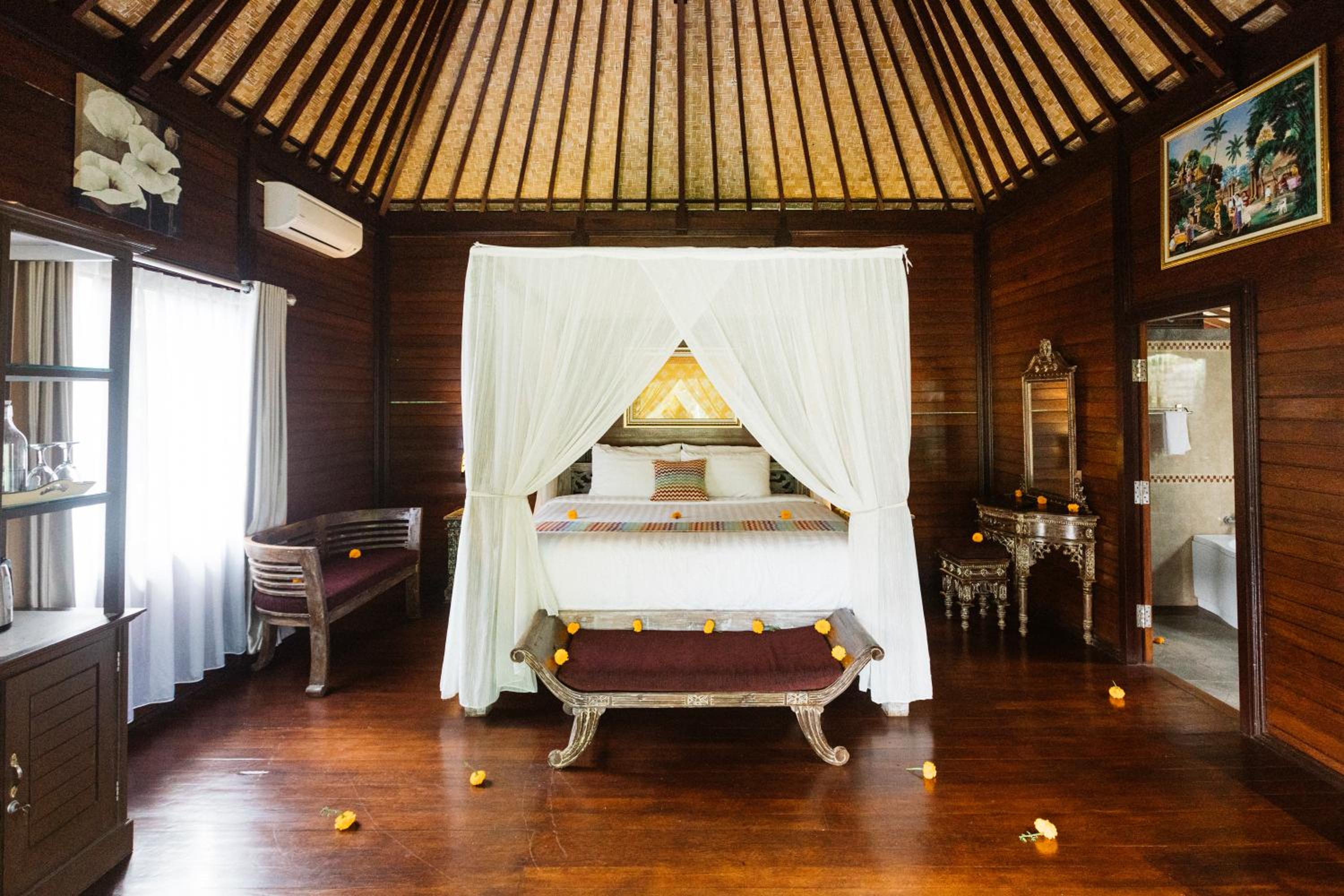 Wooden Cottage II photo 3