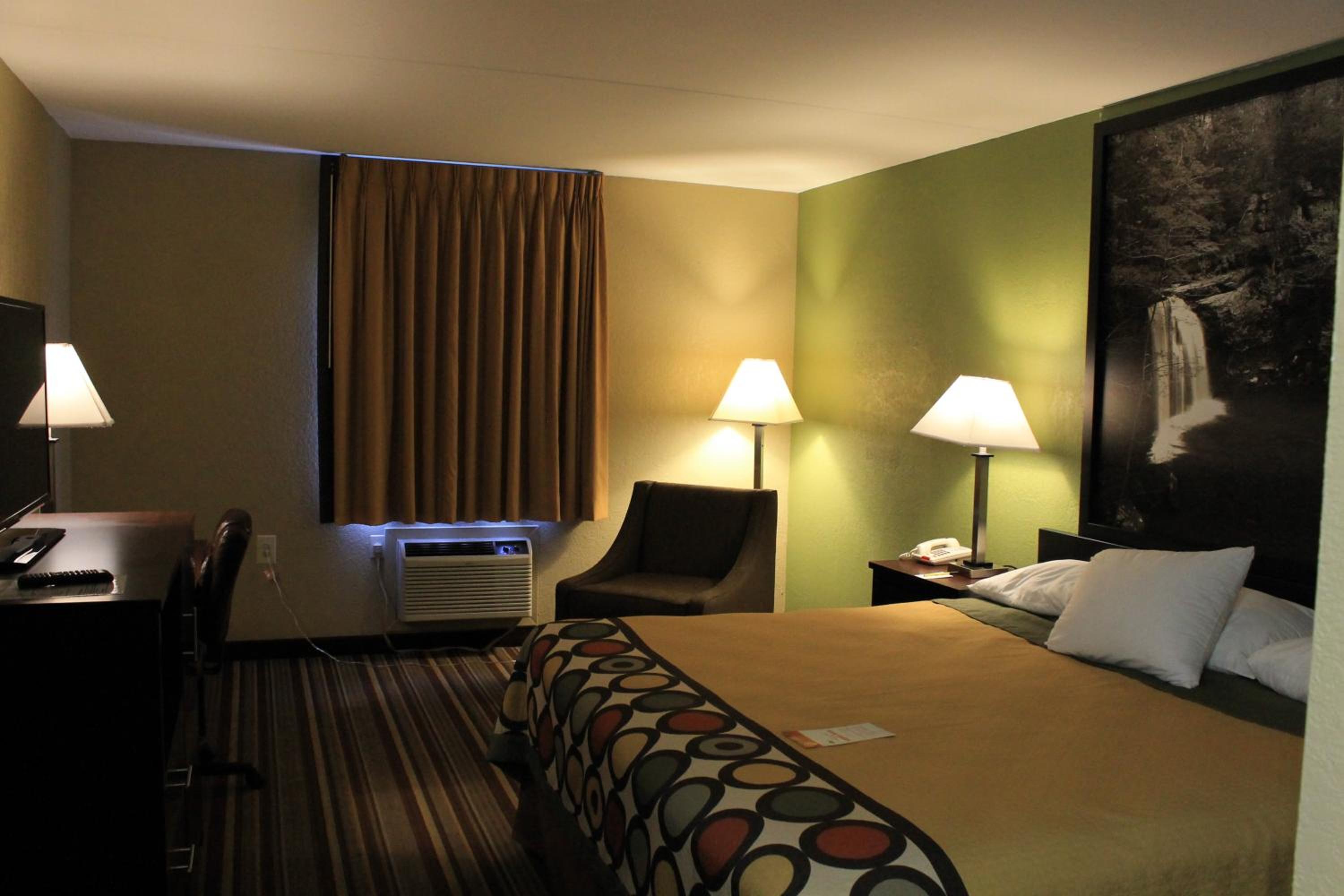 King Room- Non-Smoking - Photo 2