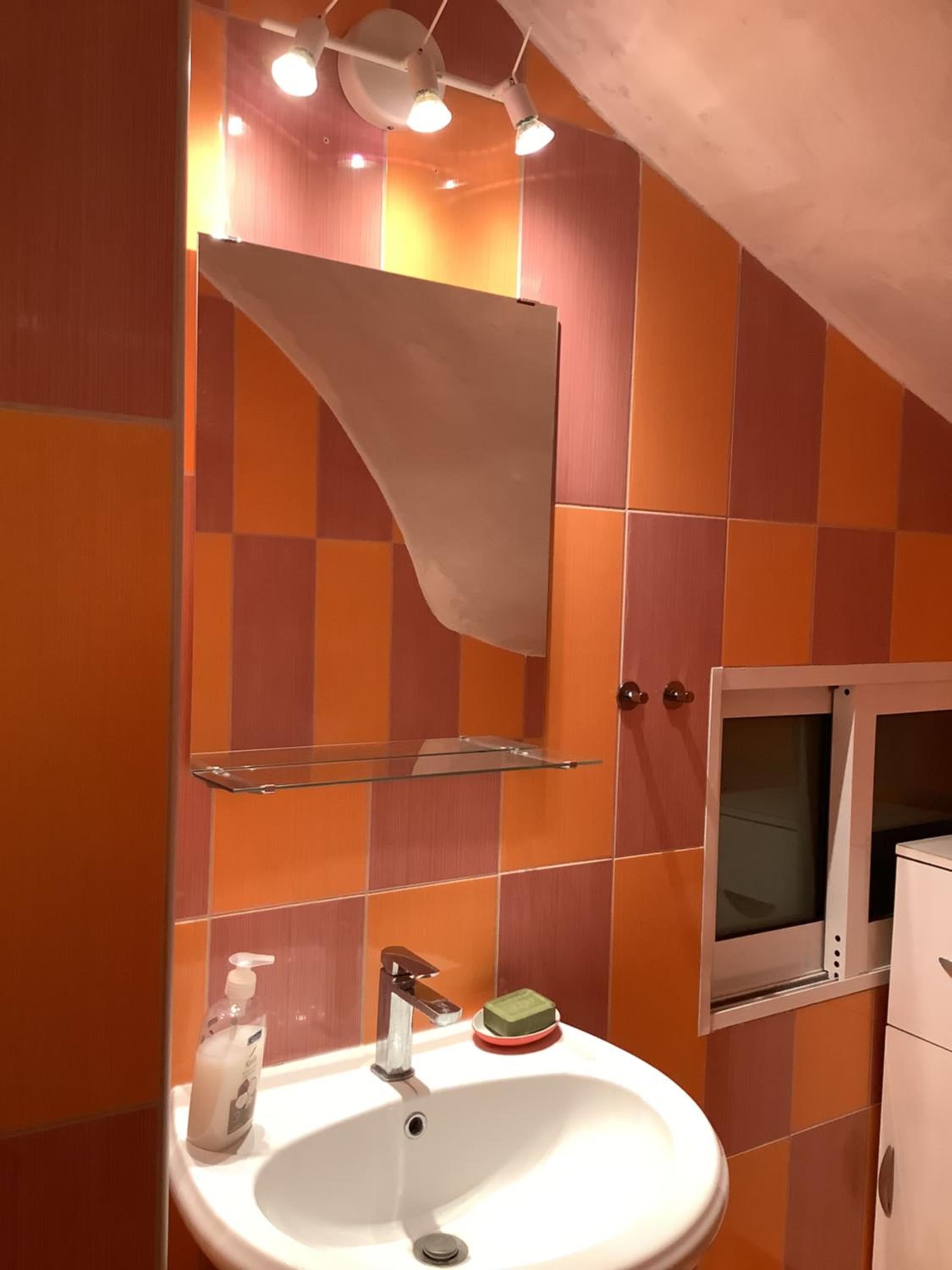 Three-Bedroom House photo 2