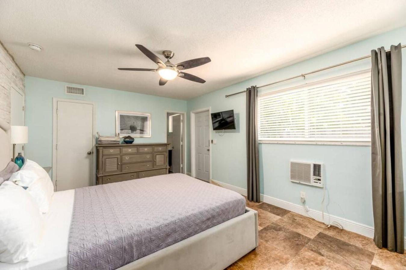 Apartment - Photo 22