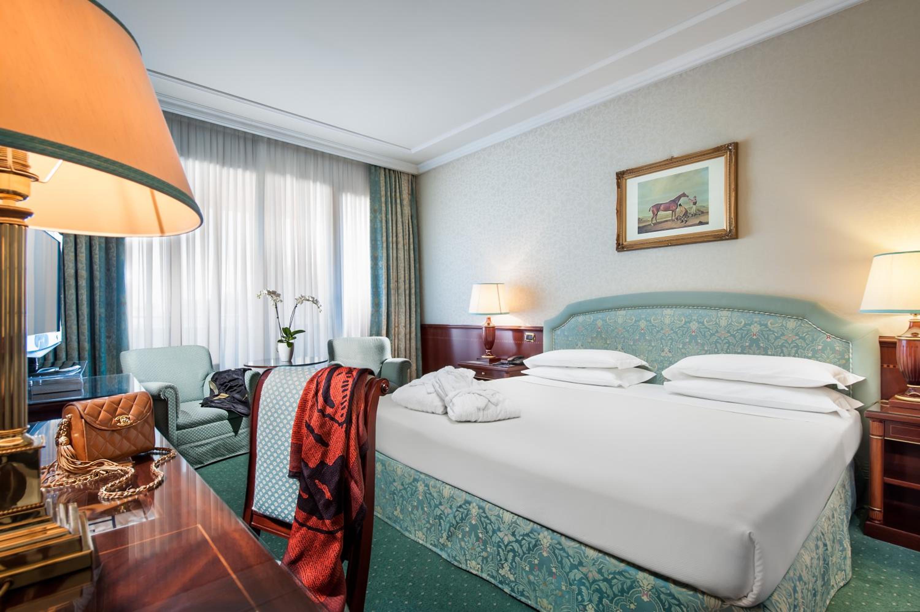Deluxe Twin Room - Photo 1
