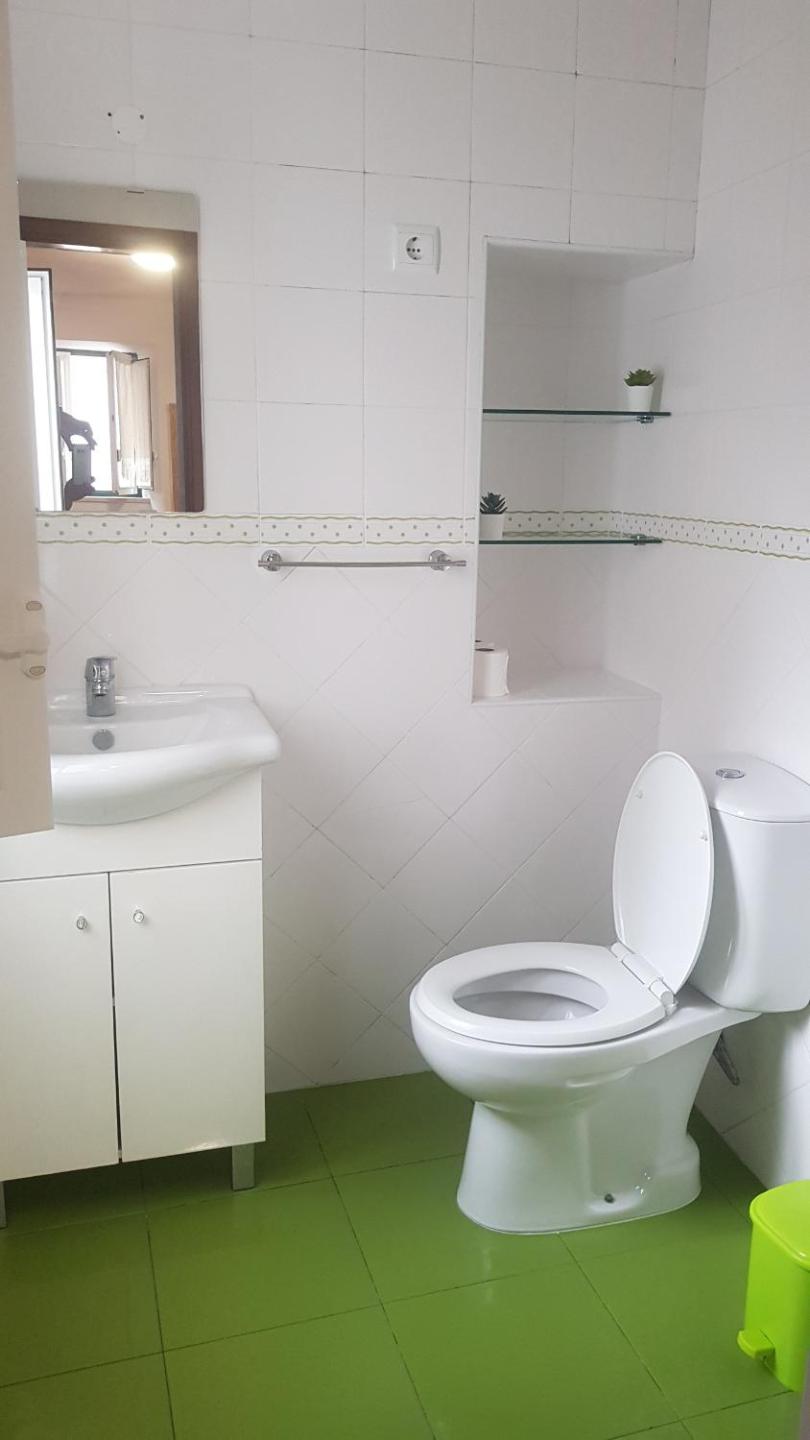 One-Bedroom Apartment - Photo 8