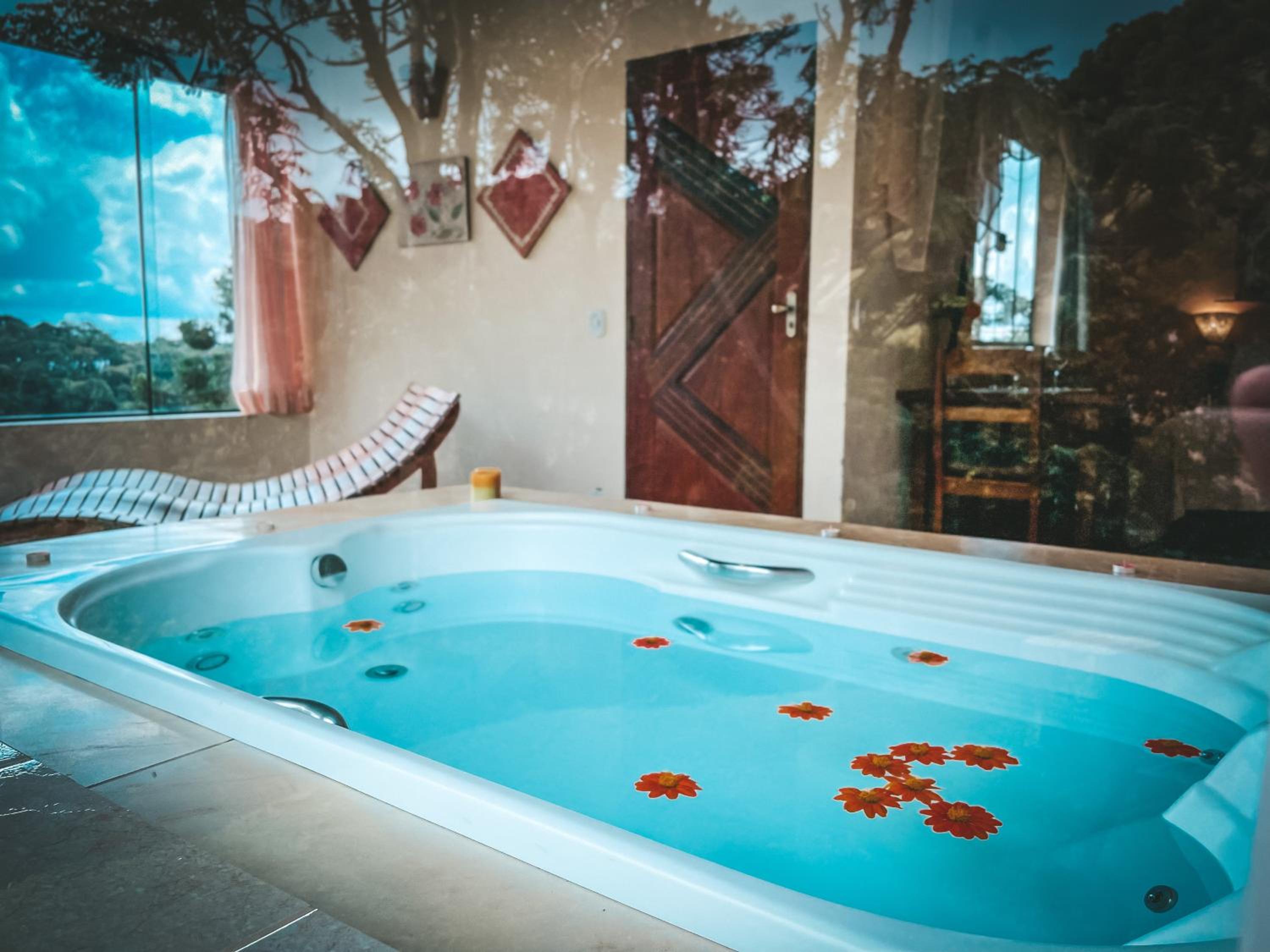 Queen Room with Spa Bath photo 2