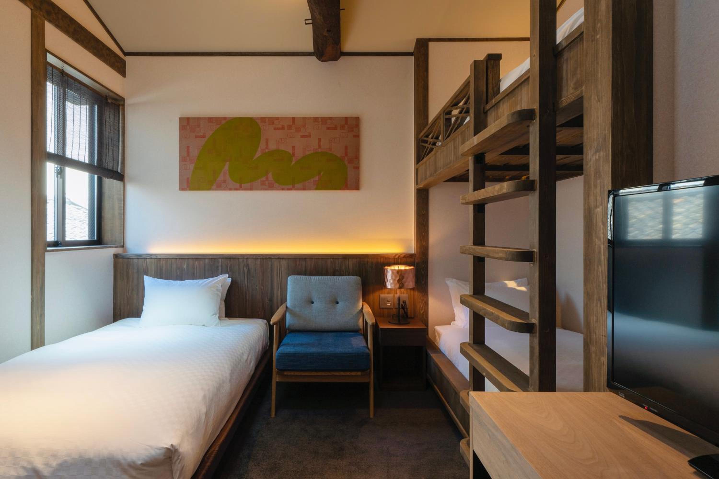 Triple Room