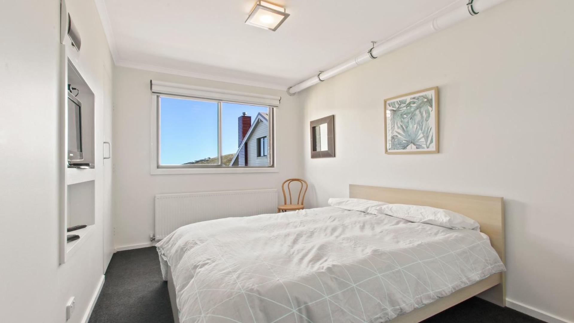 Two-Bedroom Apartment photo 2