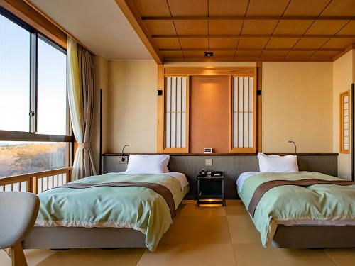 Twin Room - Main Building photo 2