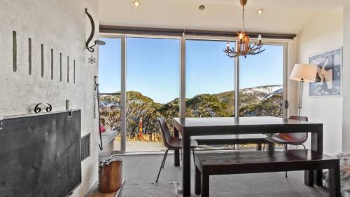 Four-Bedroom House - Photo 13