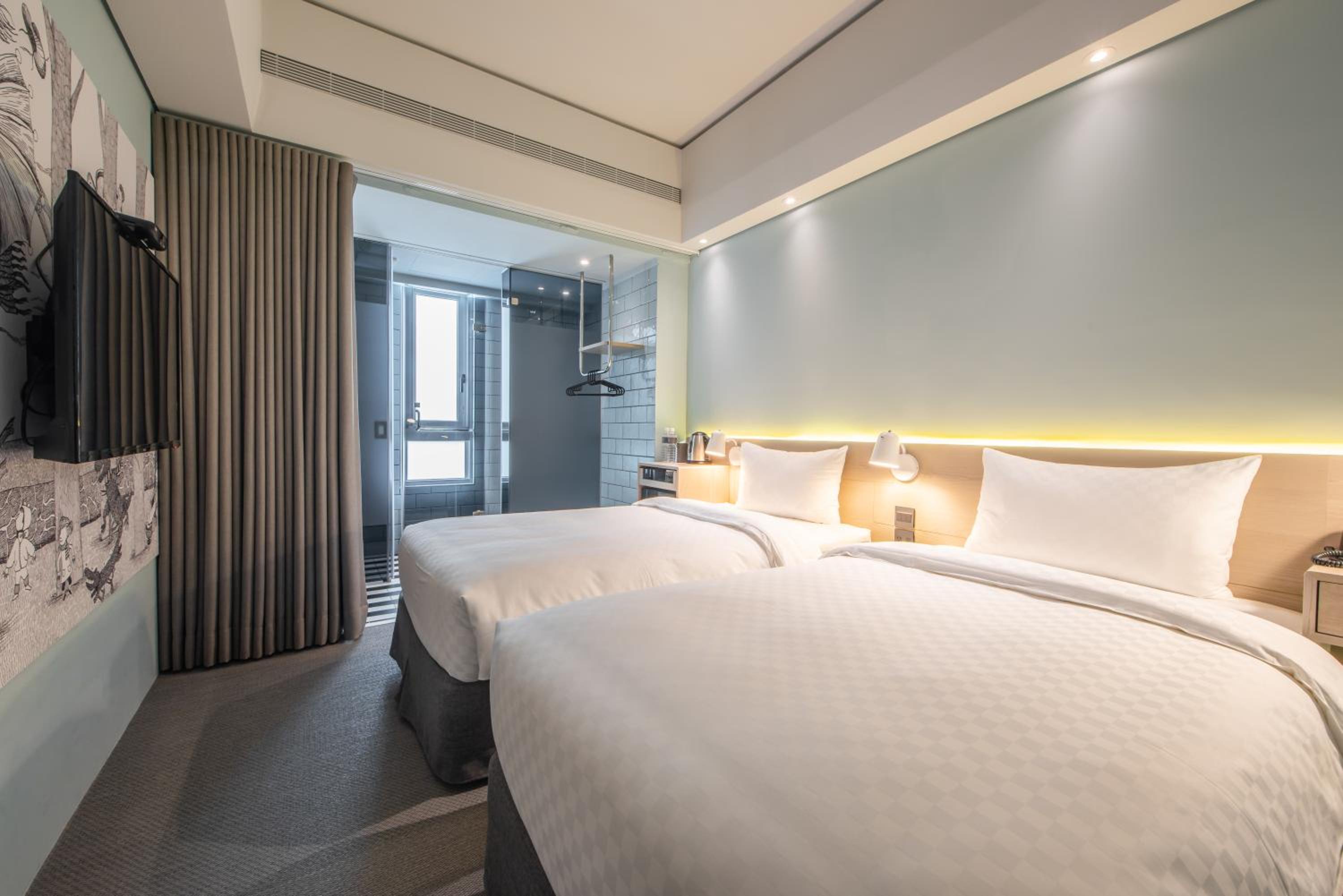 Standard Twin Room - Late Check-In at 21:00 - Photo 4