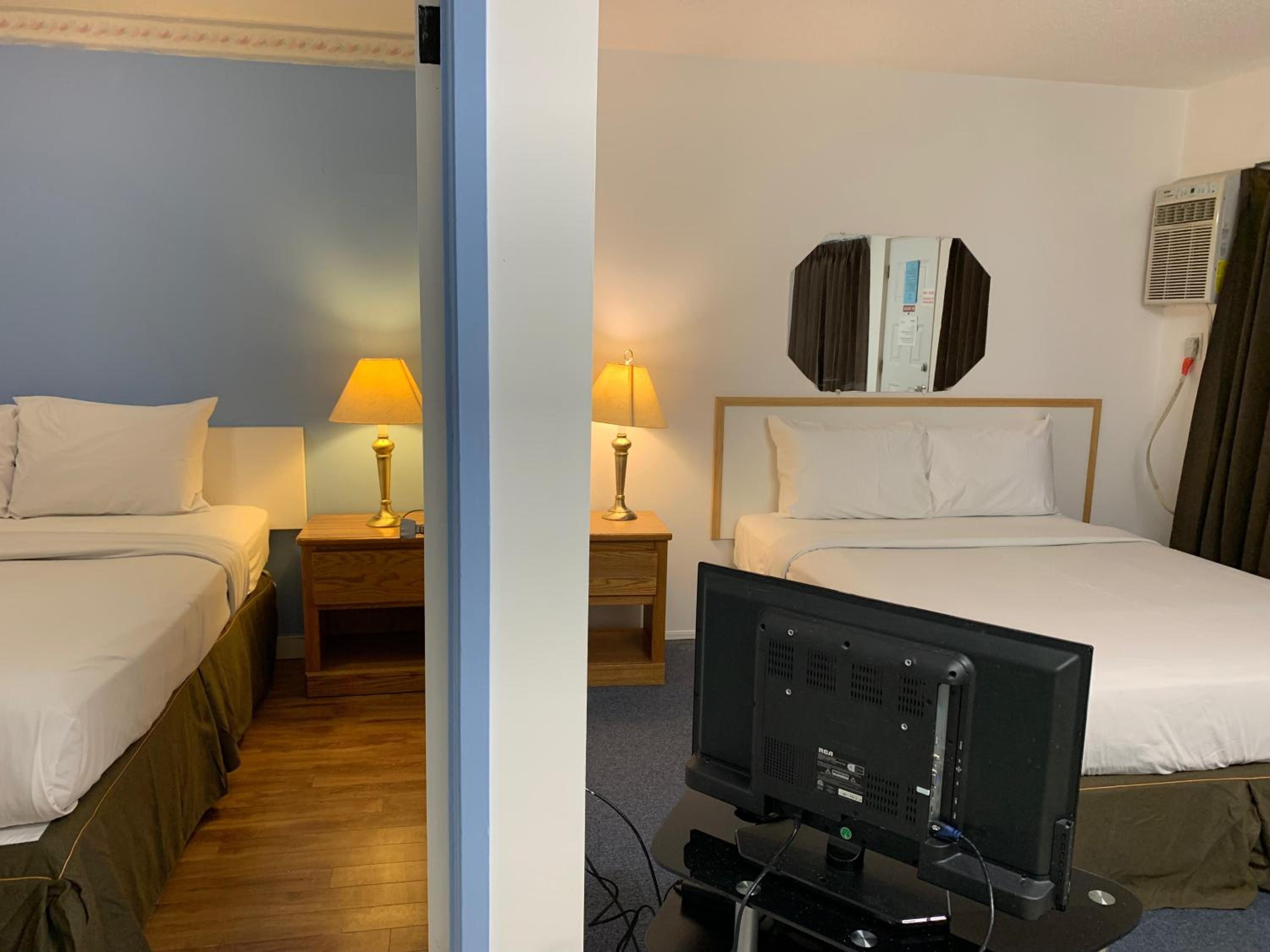 One-Bedroom Suite photo 3